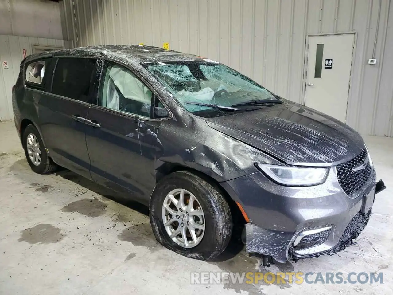 4 Photograph of a damaged car 2C4RC1BG6PR591479 CHRYSLER PACIFICA 2023