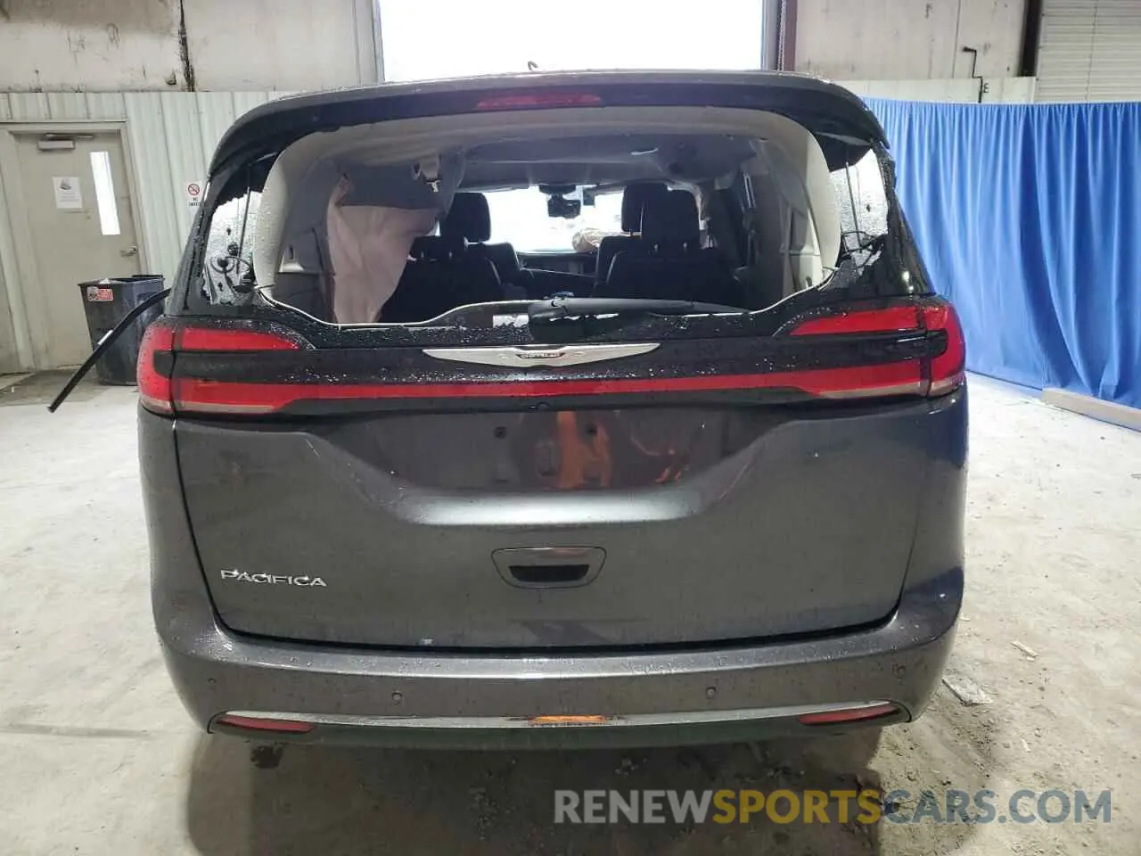 6 Photograph of a damaged car 2C4RC1BG6PR591479 CHRYSLER PACIFICA 2023