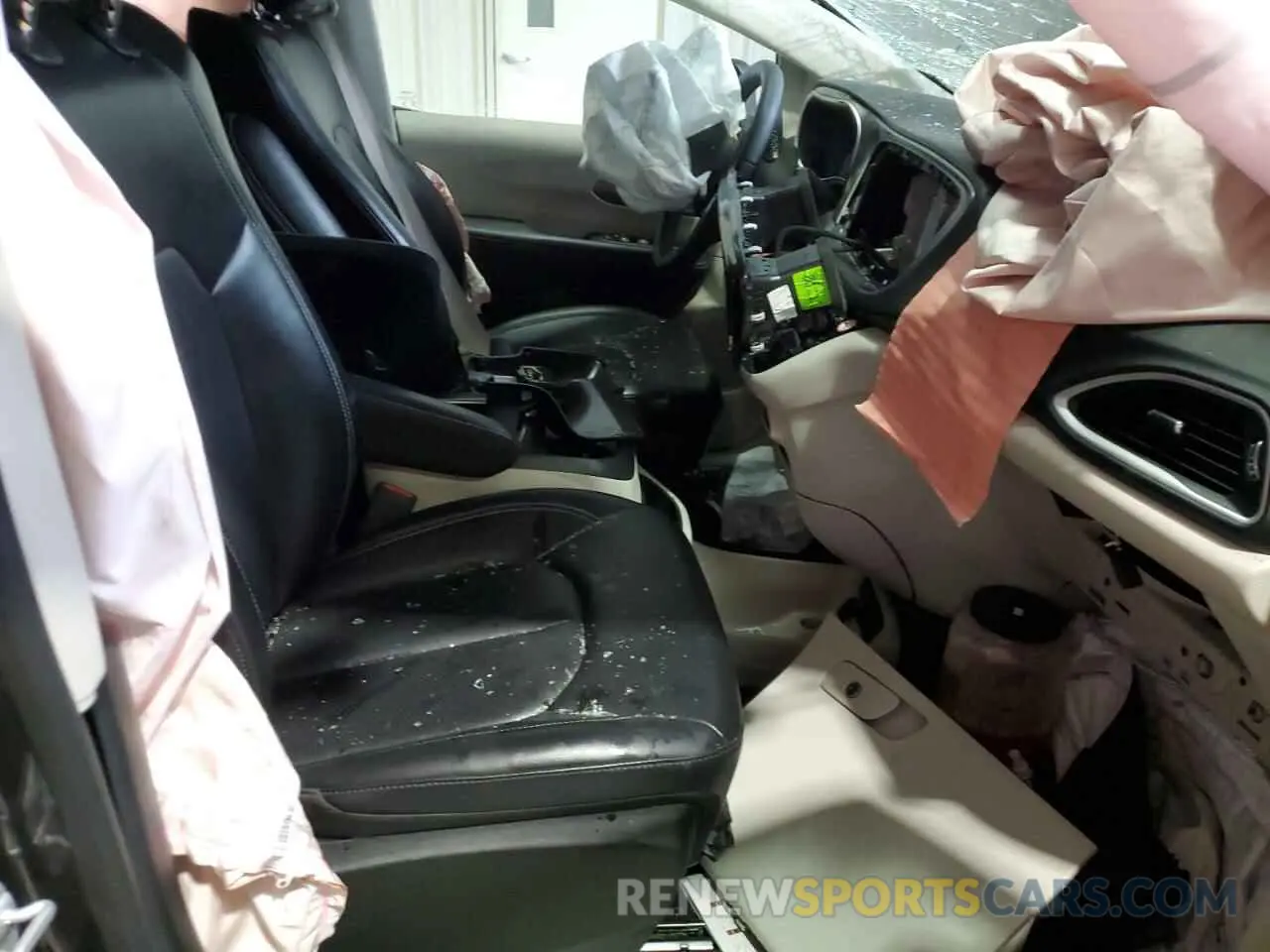 7 Photograph of a damaged car 2C4RC1BG6PR591479 CHRYSLER PACIFICA 2023