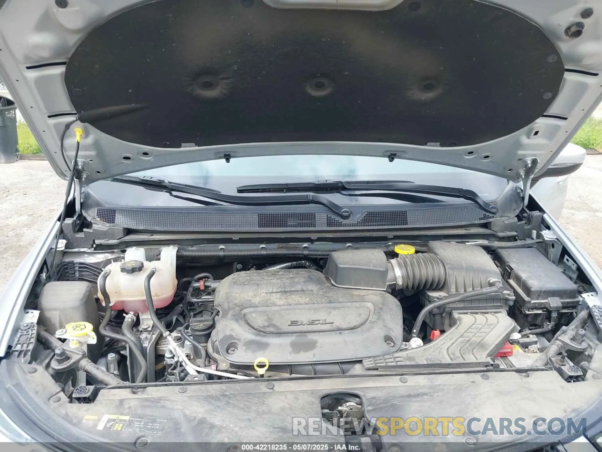 10 Photograph of a damaged car 2C4RC1BG6PR620656 CHRYSLER PACIFICA 2023