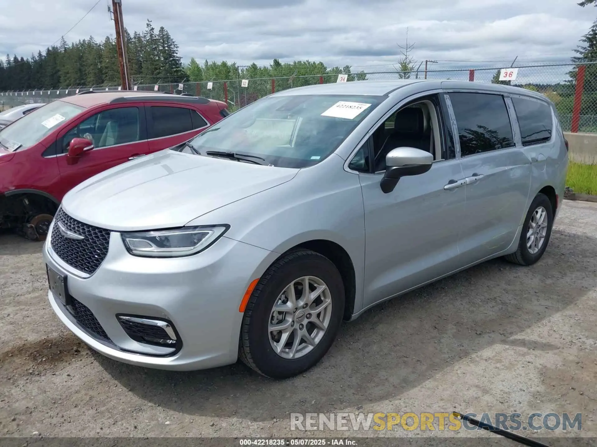 2 Photograph of a damaged car 2C4RC1BG6PR620656 CHRYSLER PACIFICA 2023