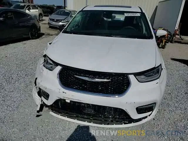 14 Photograph of a damaged car 2C4RC1BG6PR629972 CHRYSLER PACIFICA 2023