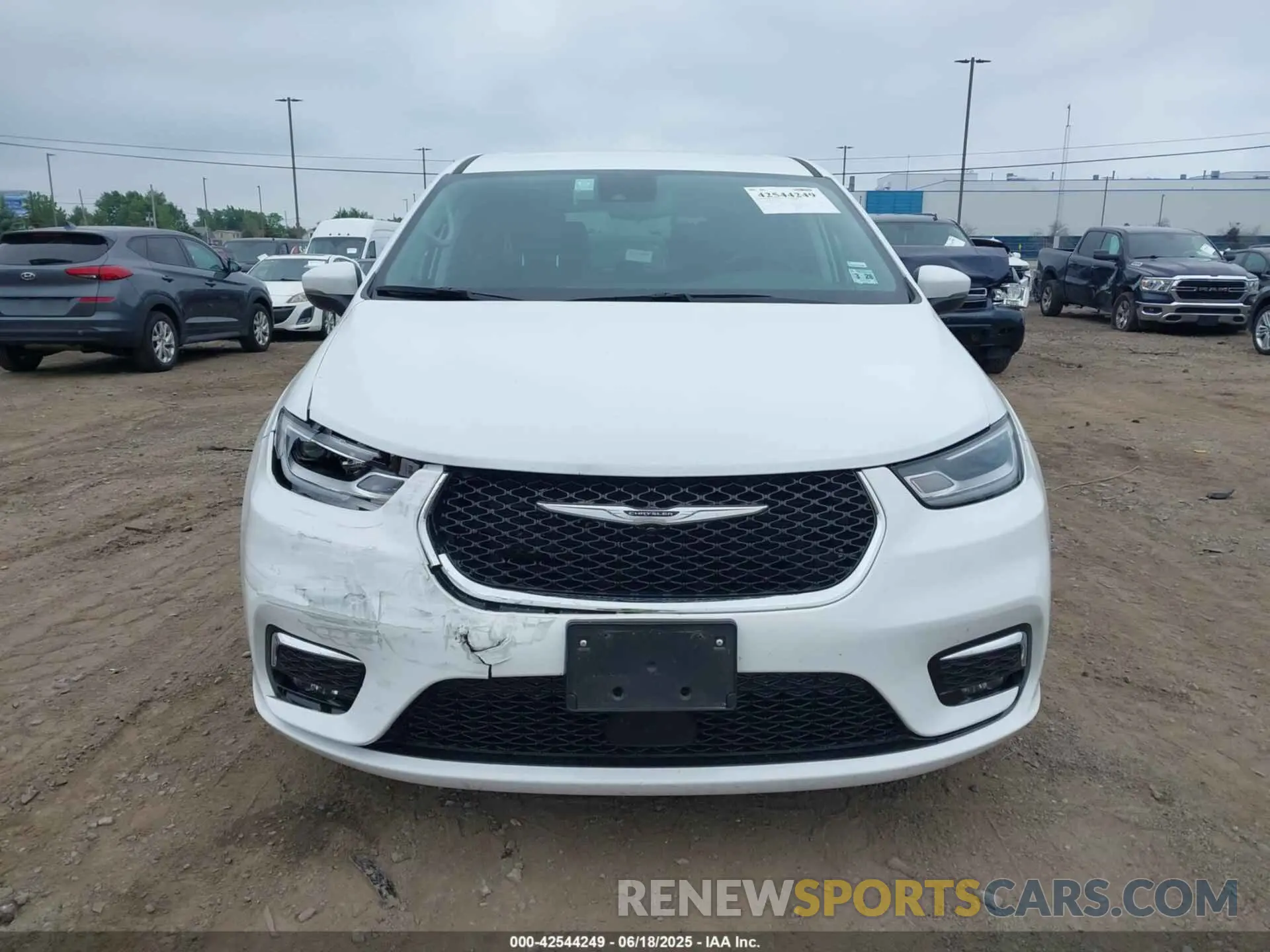 12 Photograph of a damaged car 2C4RC1BG7PR533185 CHRYSLER PACIFICA 2023