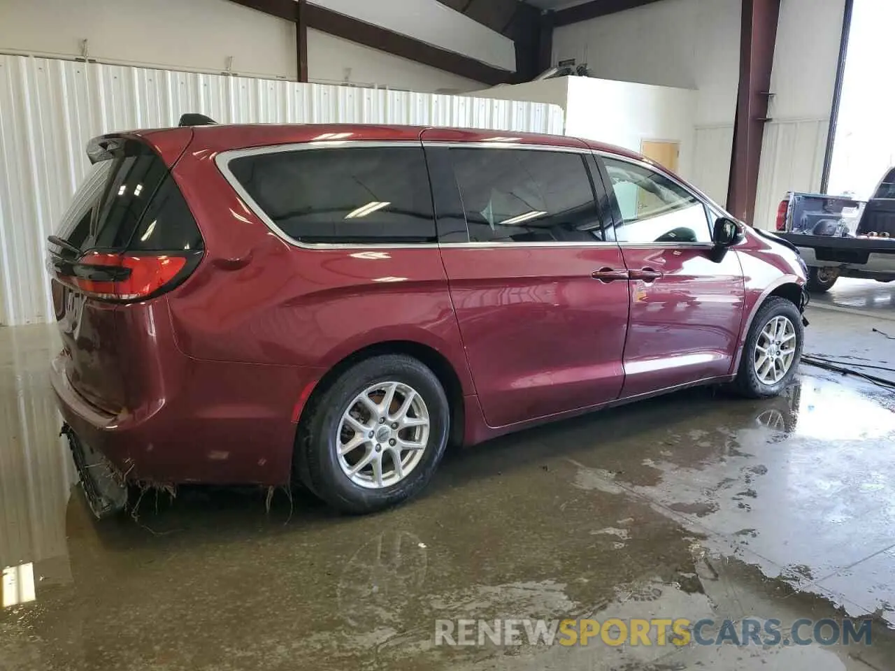 3 Photograph of a damaged car 2C4RC1BG7PR566946 CHRYSLER PACIFICA 2023