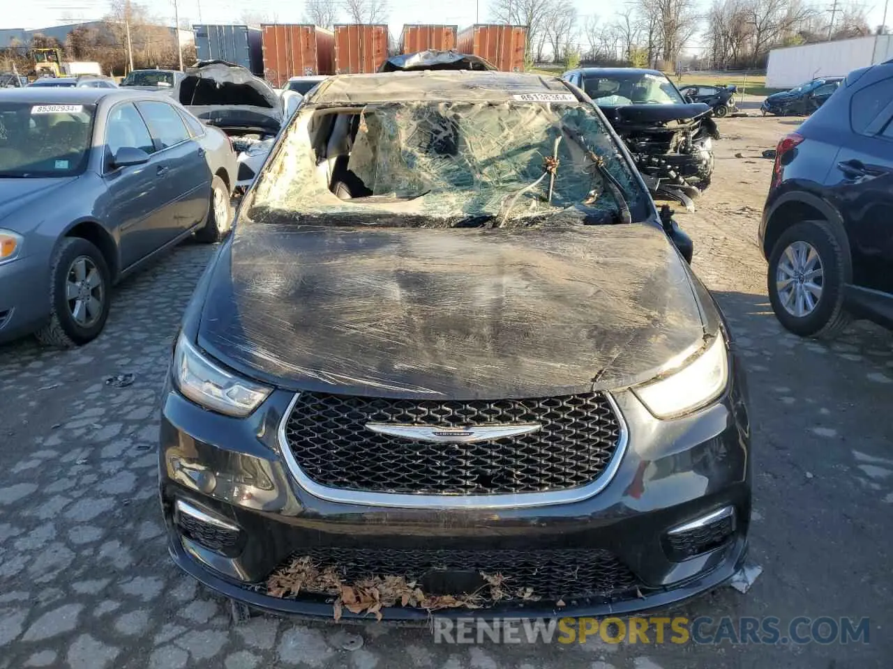 5 Photograph of a damaged car 2C4RC1BG7PR573900 CHRYSLER PACIFICA 2023