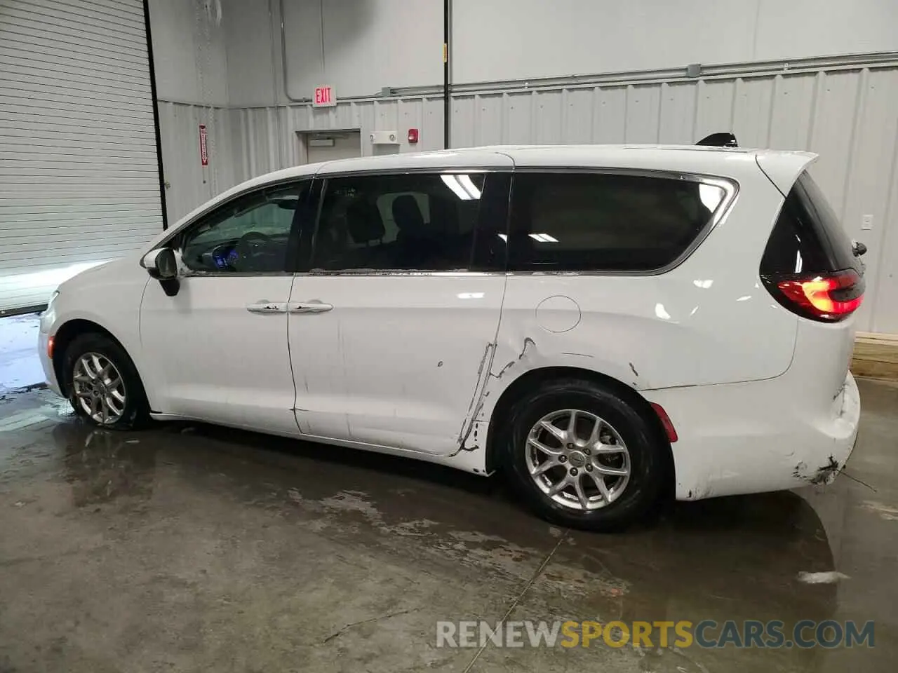 2 Photograph of a damaged car 2C4RC1BG7PR587229 CHRYSLER PACIFICA 2023