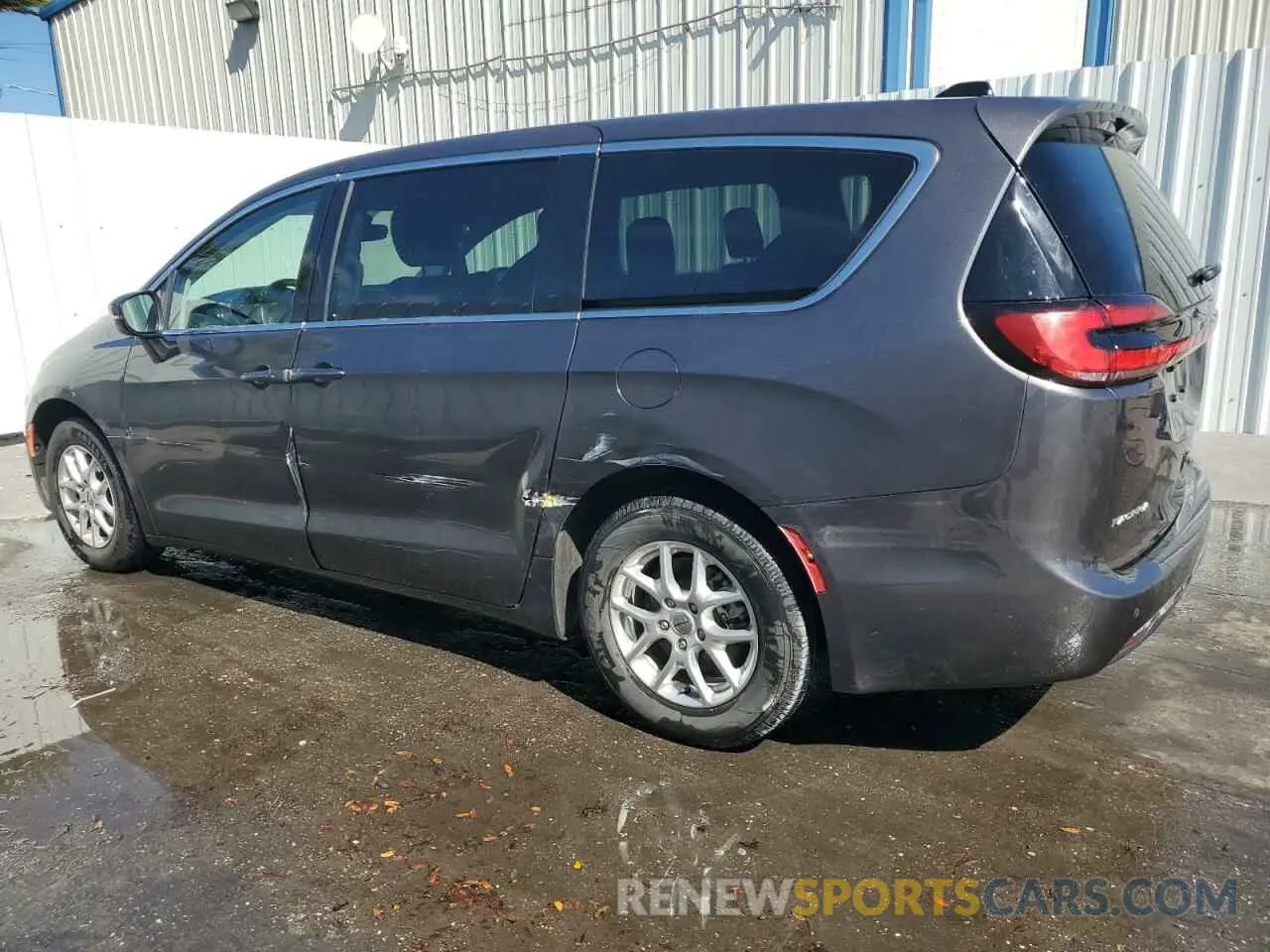 2 Photograph of a damaged car 2C4RC1BG7PR596870 CHRYSLER PACIFICA 2023