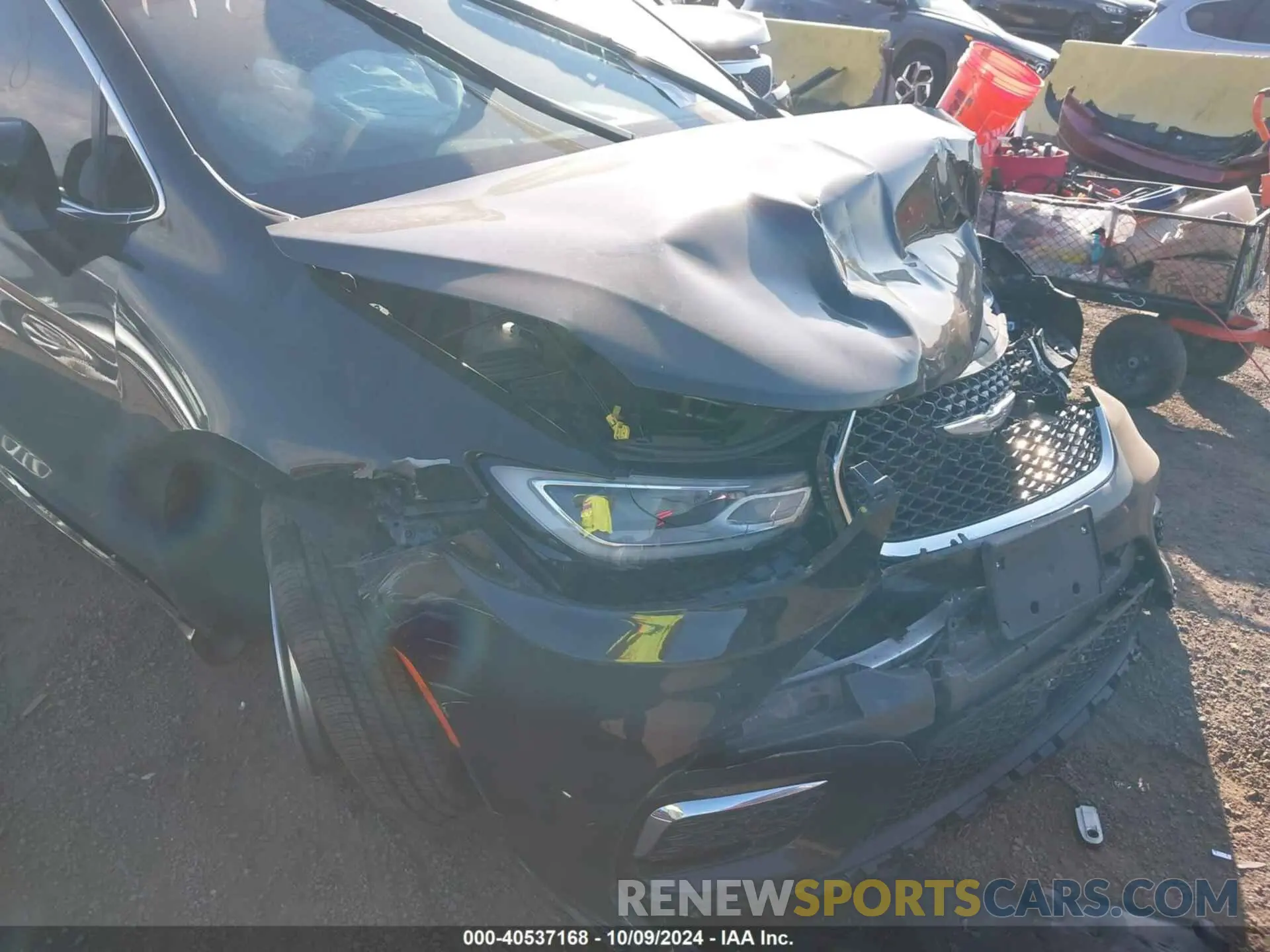 6 Photograph of a damaged car 2C4RC1BG7PR611349 CHRYSLER PACIFICA 2023