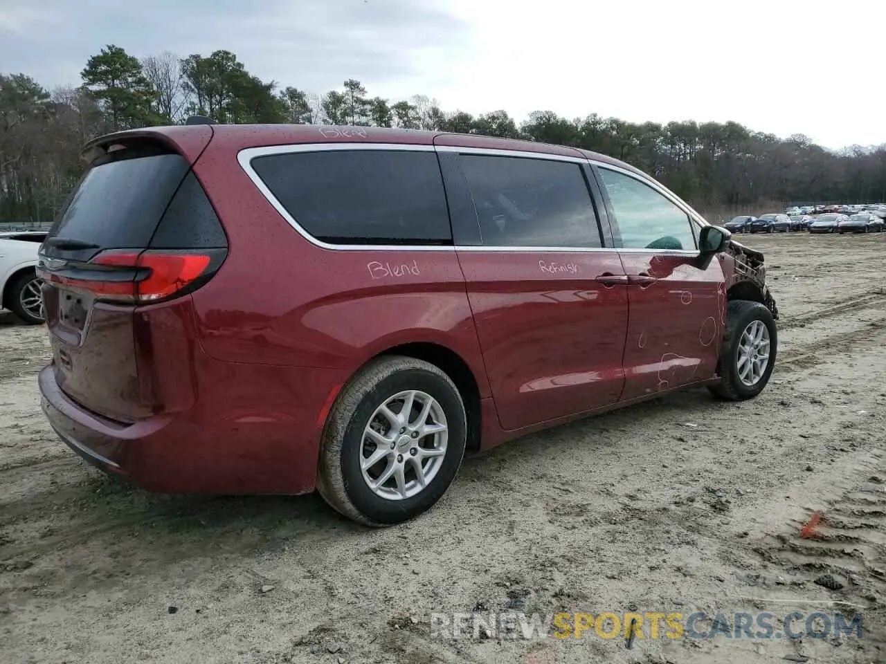 3 Photograph of a damaged car 2C4RC1BG7PR617801 CHRYSLER PACIFICA 2023