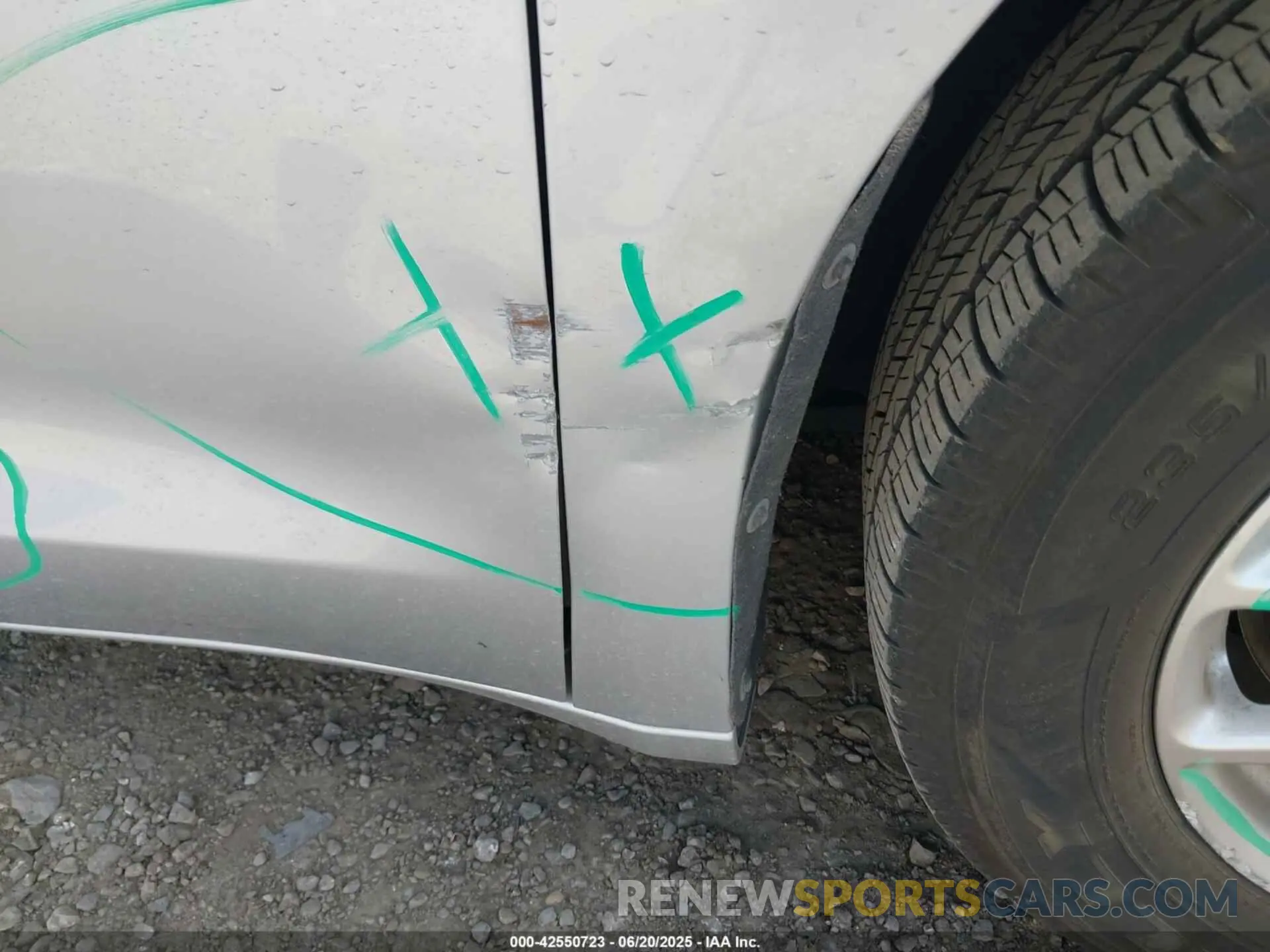 17 Photograph of a damaged car 2C4RC1BG7PR624229 CHRYSLER PACIFICA 2023