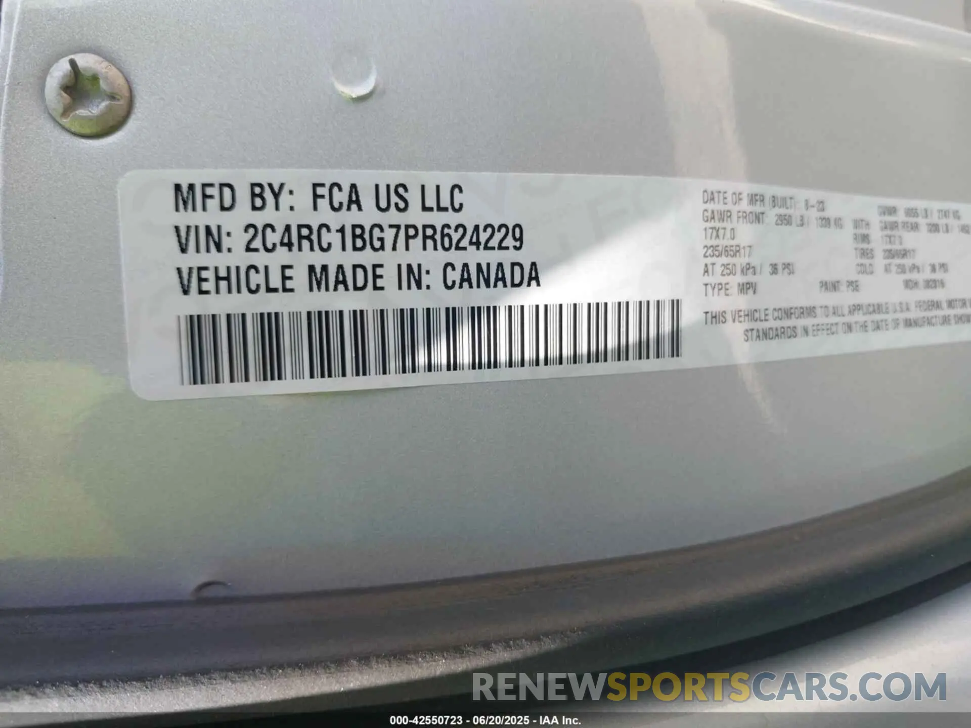 9 Photograph of a damaged car 2C4RC1BG7PR624229 CHRYSLER PACIFICA 2023