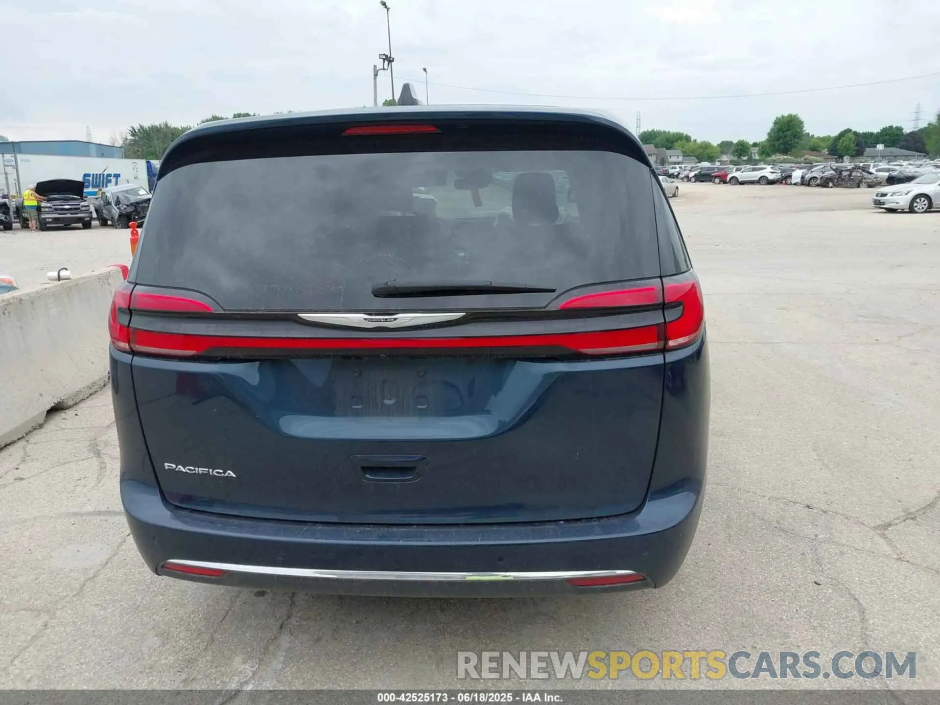16 Photograph of a damaged car 2C4RC1BG8PR526374 CHRYSLER PACIFICA 2023
