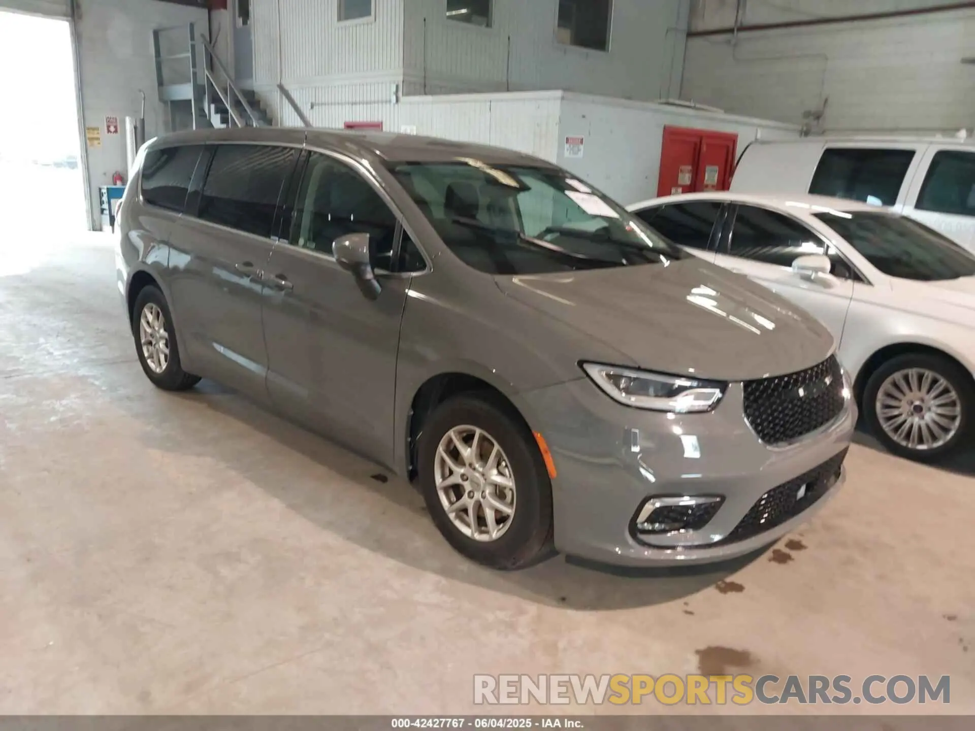 1 Photograph of a damaged car 2C4RC1BG8PR581505 CHRYSLER PACIFICA 2023