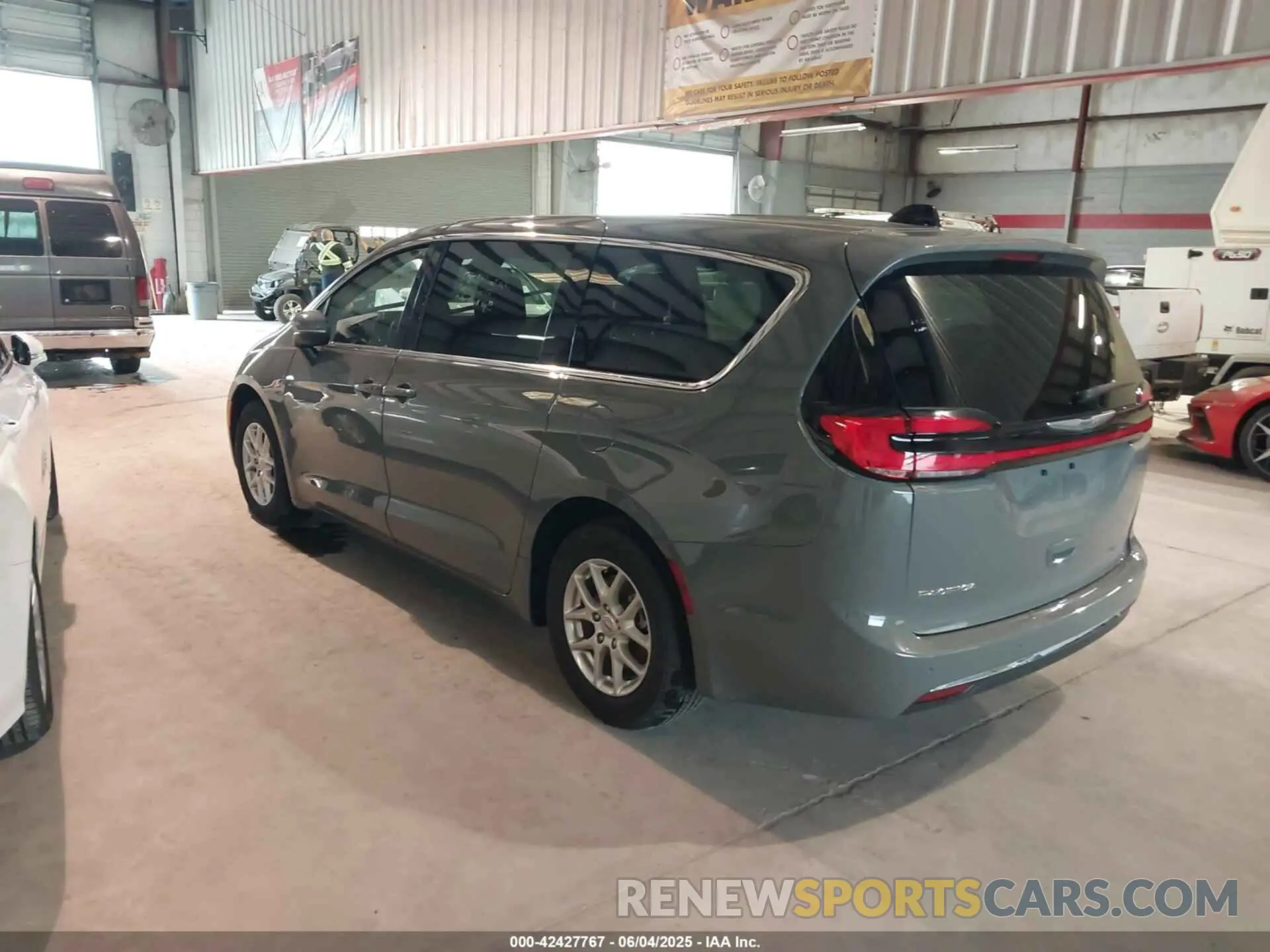 3 Photograph of a damaged car 2C4RC1BG8PR581505 CHRYSLER PACIFICA 2023