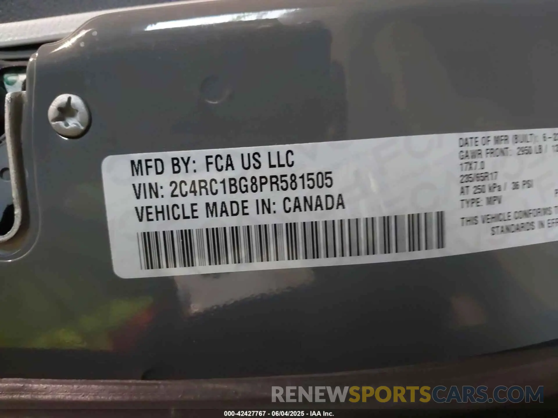 9 Photograph of a damaged car 2C4RC1BG8PR581505 CHRYSLER PACIFICA 2023