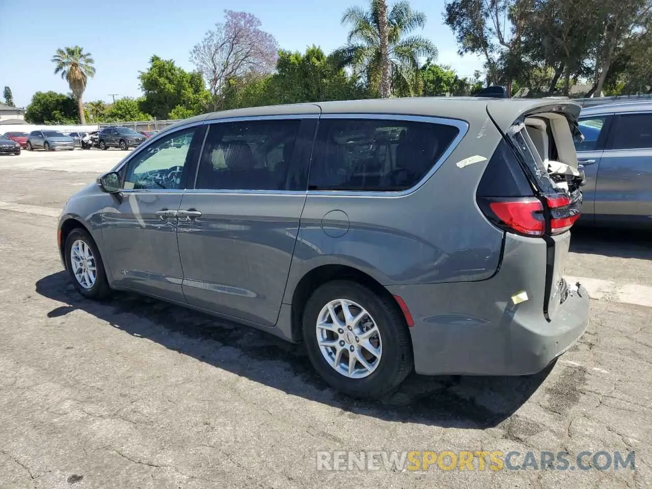 2 Photograph of a damaged car 2C4RC1BG8PR586025 CHRYSLER PACIFICA 2023