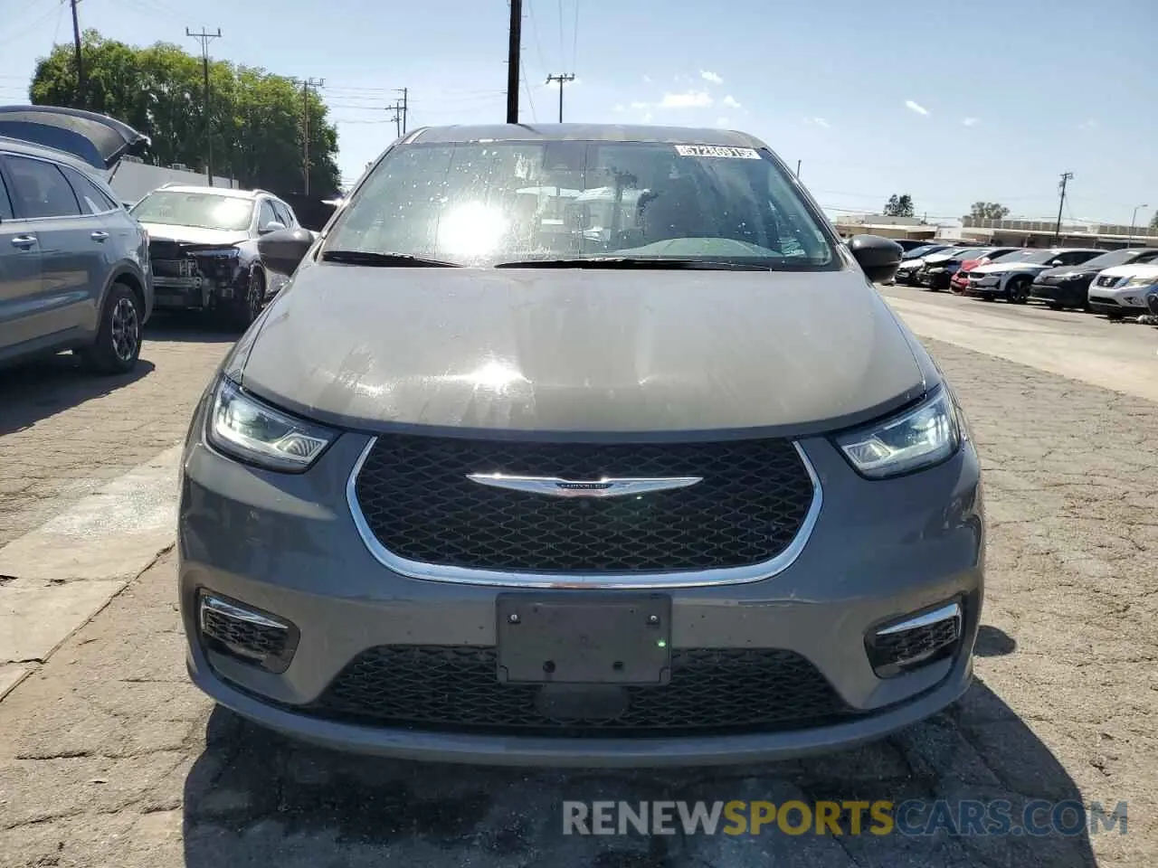 5 Photograph of a damaged car 2C4RC1BG8PR586025 CHRYSLER PACIFICA 2023