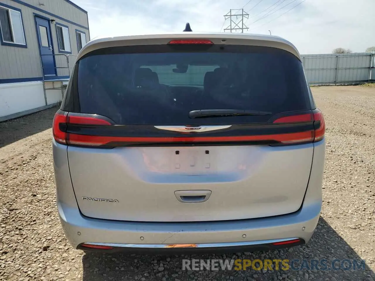 6 Photograph of a damaged car 2C4RC1BG8PR620738 CHRYSLER PACIFICA 2023