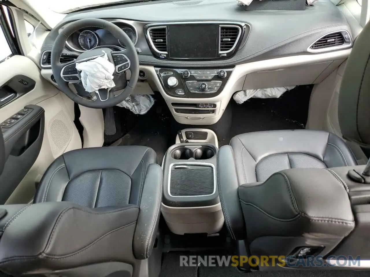 8 Photograph of a damaged car 2C4RC1BG8PR629603 CHRYSLER PACIFICA 2023