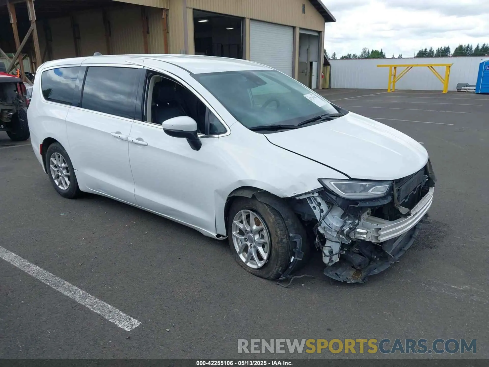 1 Photograph of a damaged car 2C4RC1BG9PR521572 CHRYSLER PACIFICA 2023