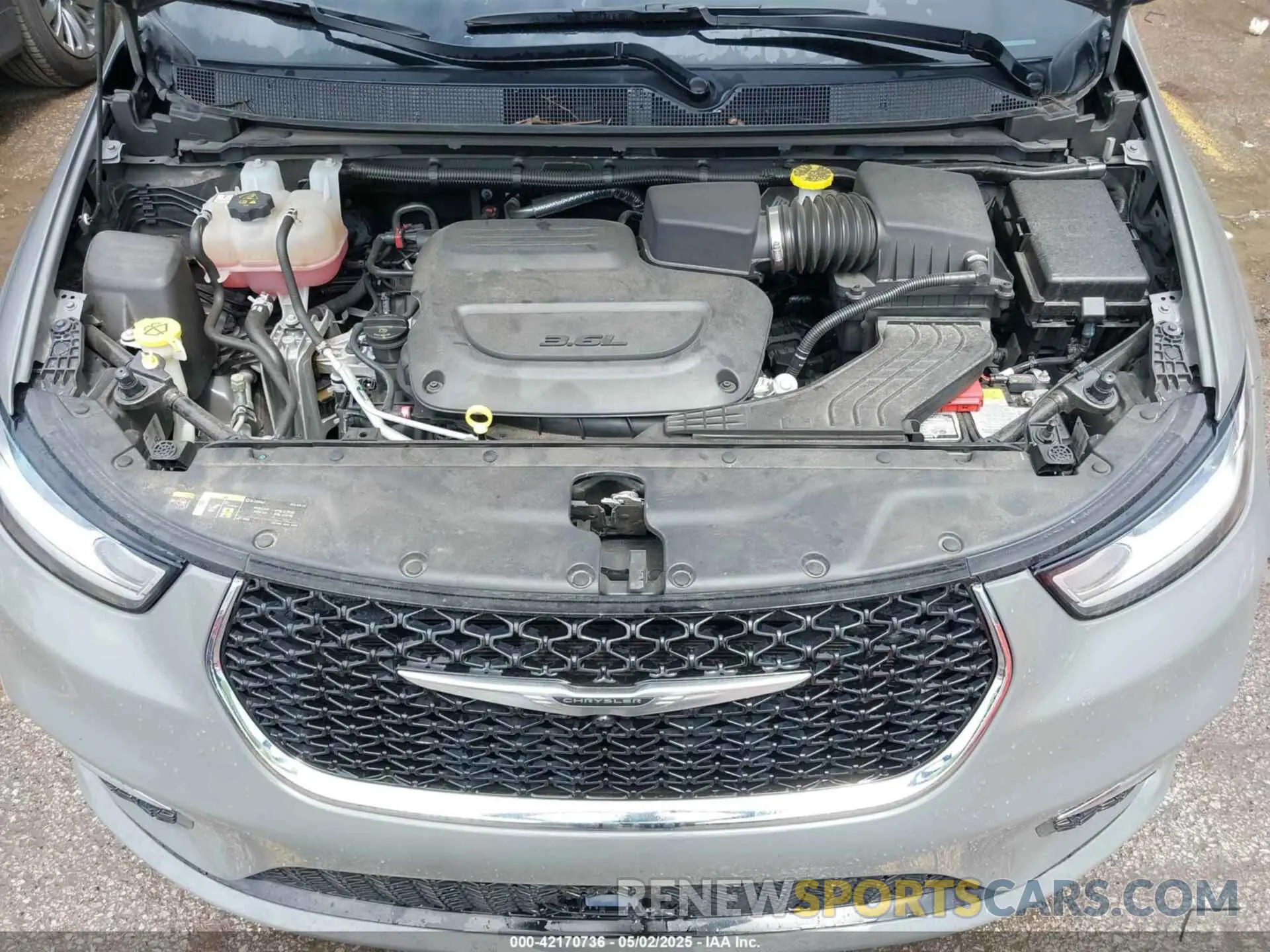 10 Photograph of a damaged car 2C4RC1BG9PR601485 CHRYSLER PACIFICA 2023