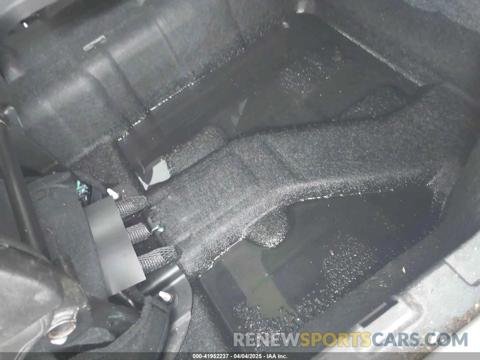 6 Photograph of a damaged car 2C4RC1BG9PR616178 CHRYSLER PACIFICA 2023