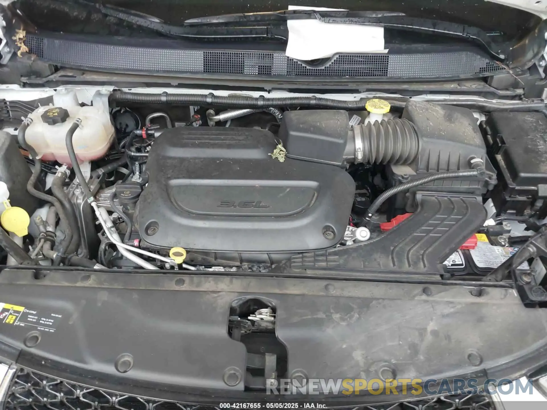 10 Photograph of a damaged car 2C4RC1BG9PR620991 CHRYSLER PACIFICA 2023