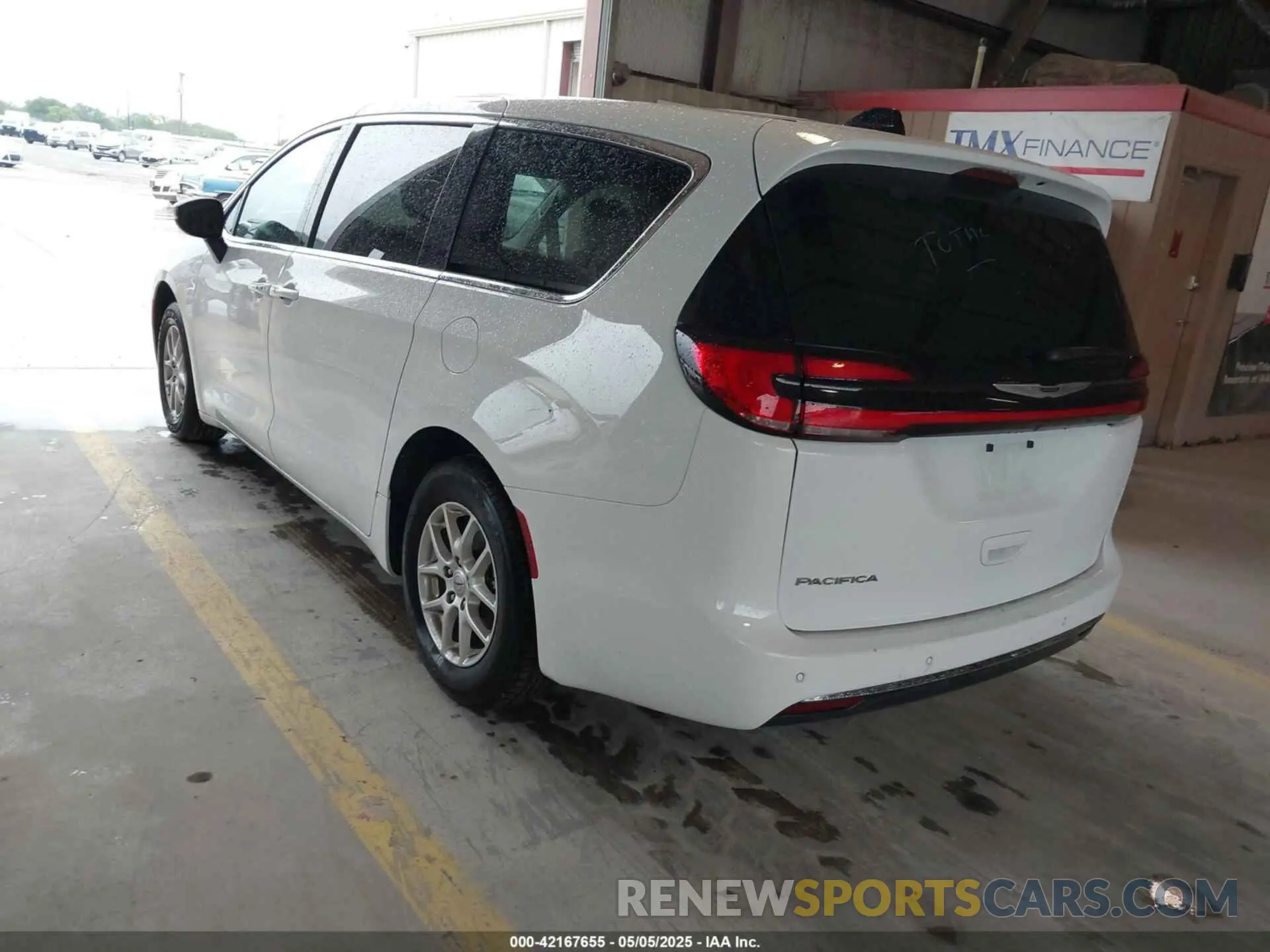 3 Photograph of a damaged car 2C4RC1BG9PR620991 CHRYSLER PACIFICA 2023