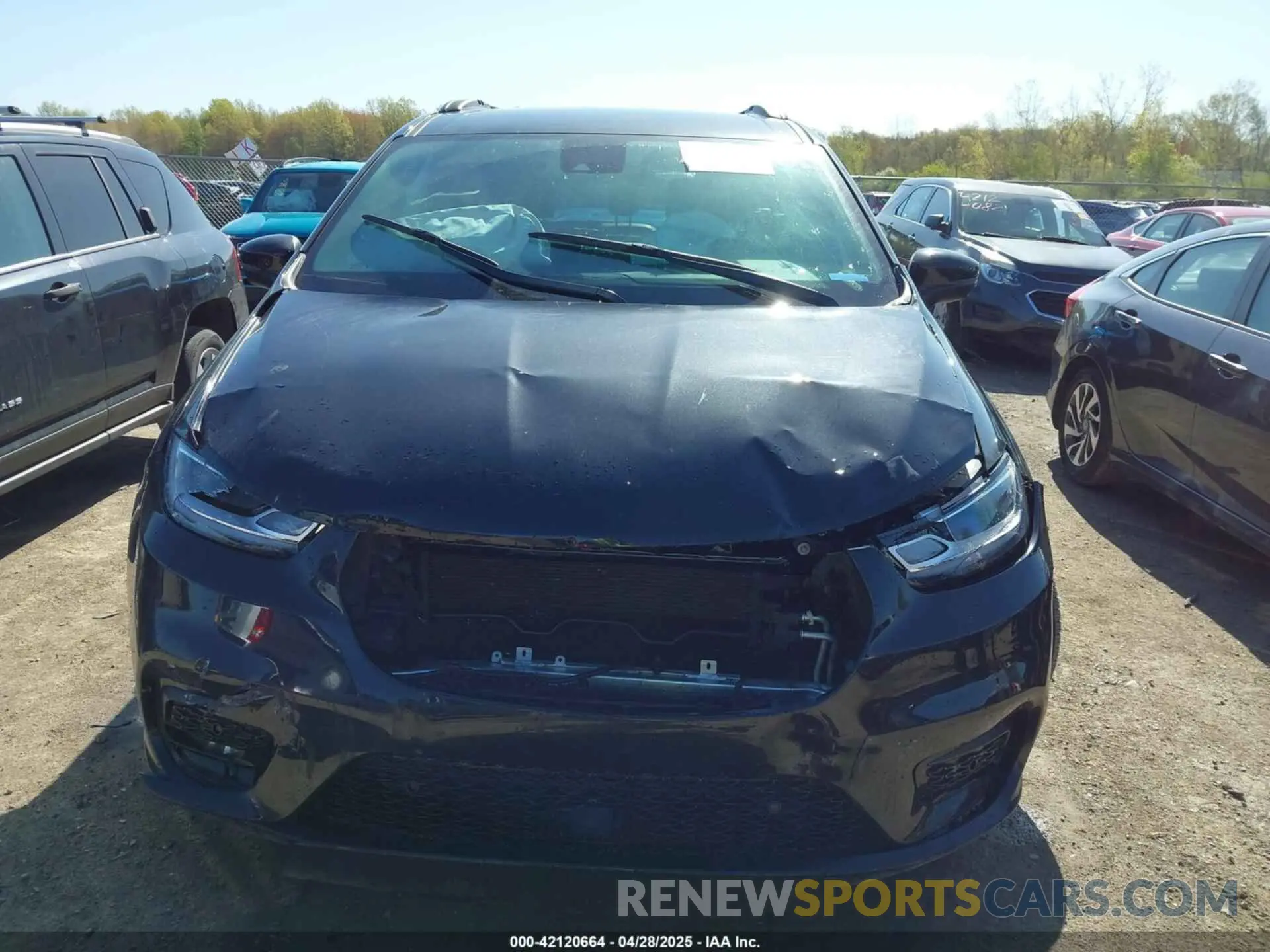 13 Photograph of a damaged car 2C4RC1BG9PR628427 CHRYSLER PACIFICA 2023