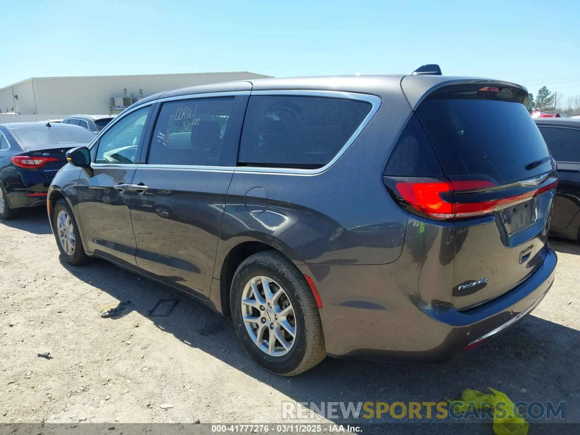 3 Photograph of a damaged car 2C4RC1BGXPR530636 CHRYSLER PACIFICA 2023