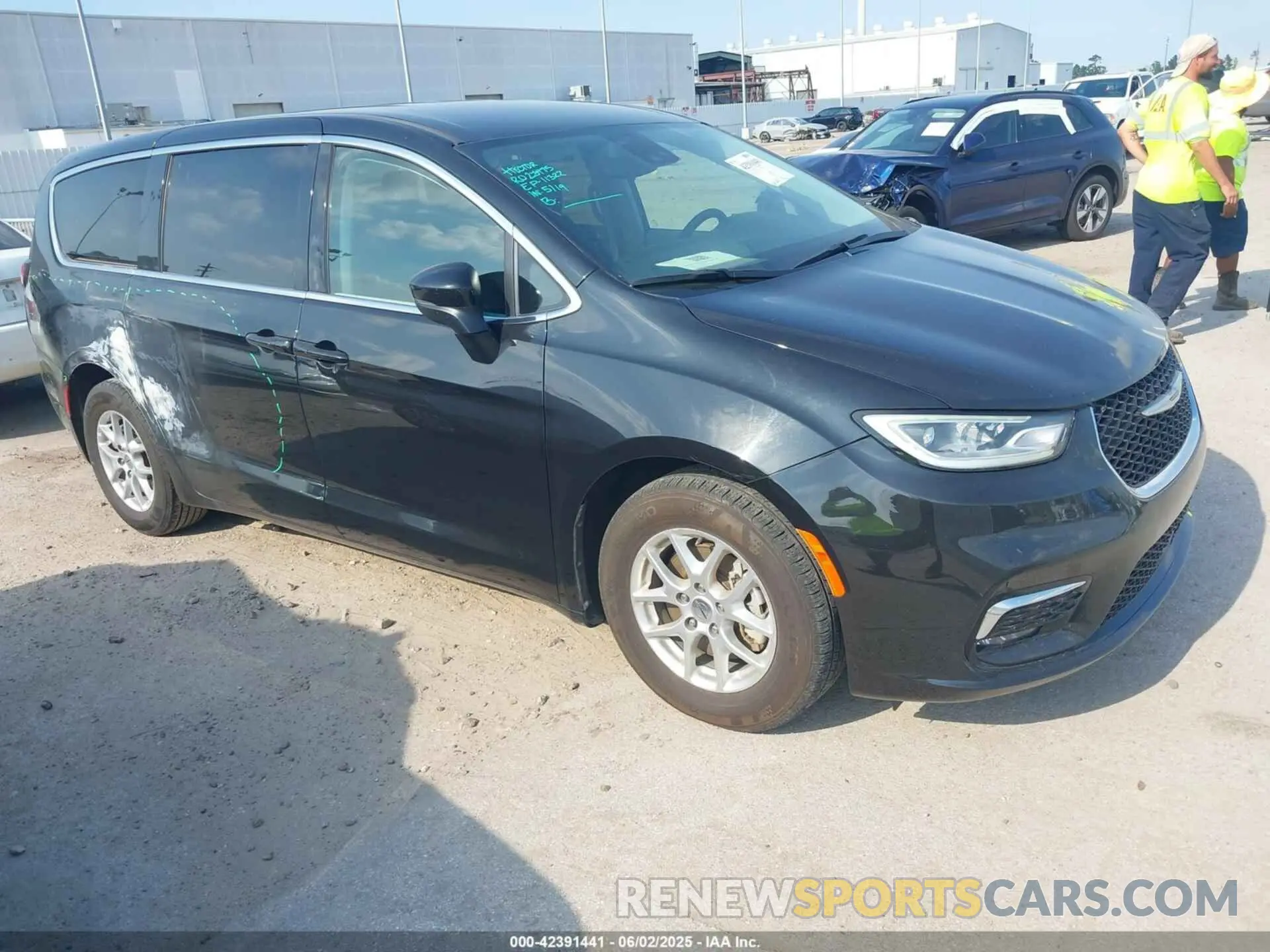 1 Photograph of a damaged car 2C4RC1BGXPR578198 CHRYSLER PACIFICA 2023