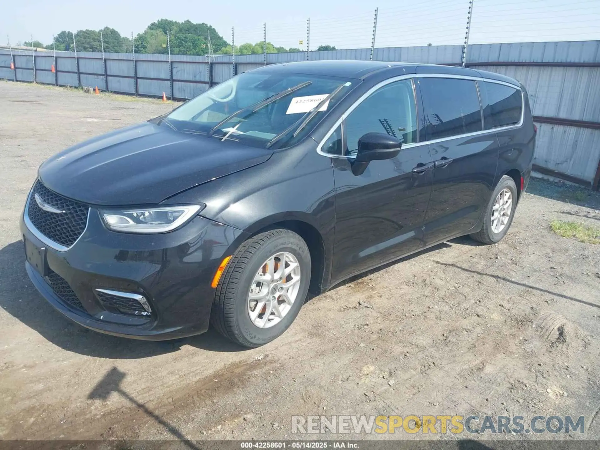 2 Photograph of a damaged car 2C4RC1BGXPR590965 CHRYSLER PACIFICA 2023