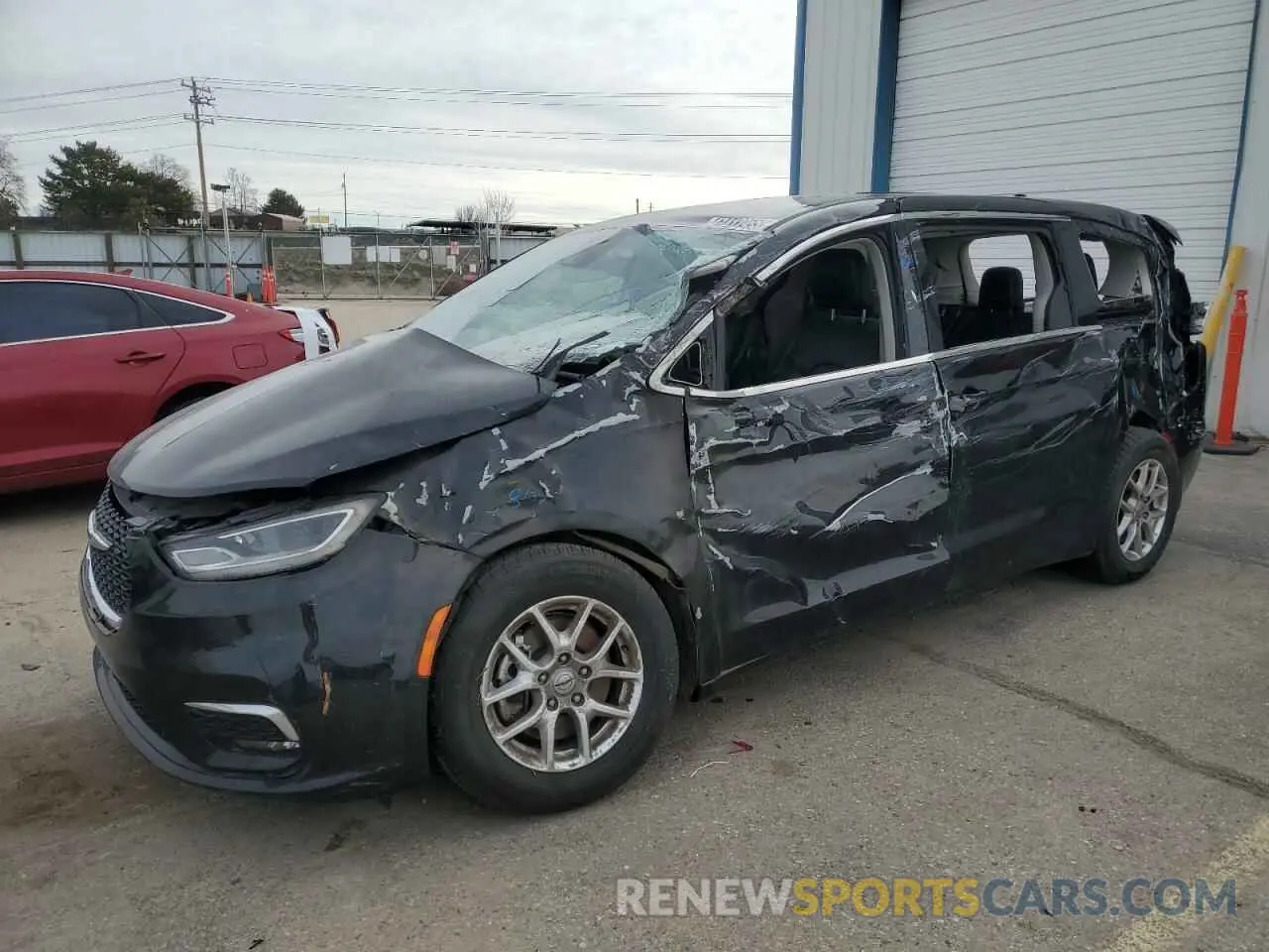 1 Photograph of a damaged car 2C4RC1BGXPR593817 CHRYSLER PACIFICA 2023