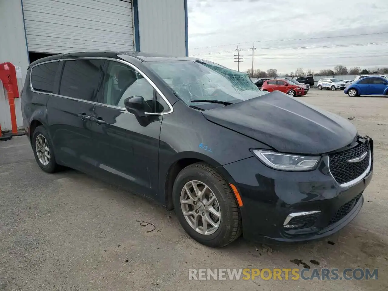 4 Photograph of a damaged car 2C4RC1BGXPR593817 CHRYSLER PACIFICA 2023