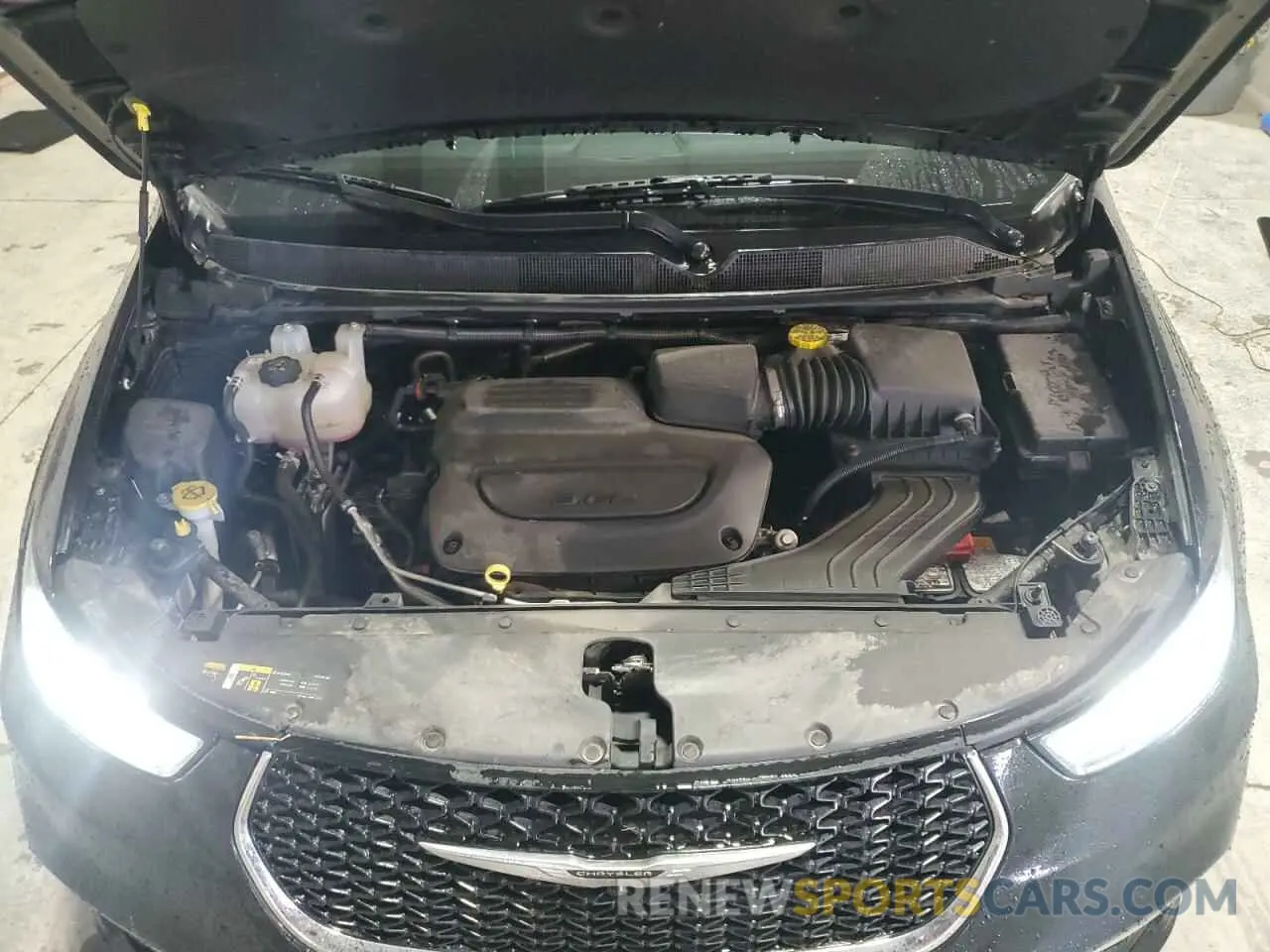 12 Photograph of a damaged car 2C4RC1BGXPR621325 CHRYSLER PACIFICA 2023