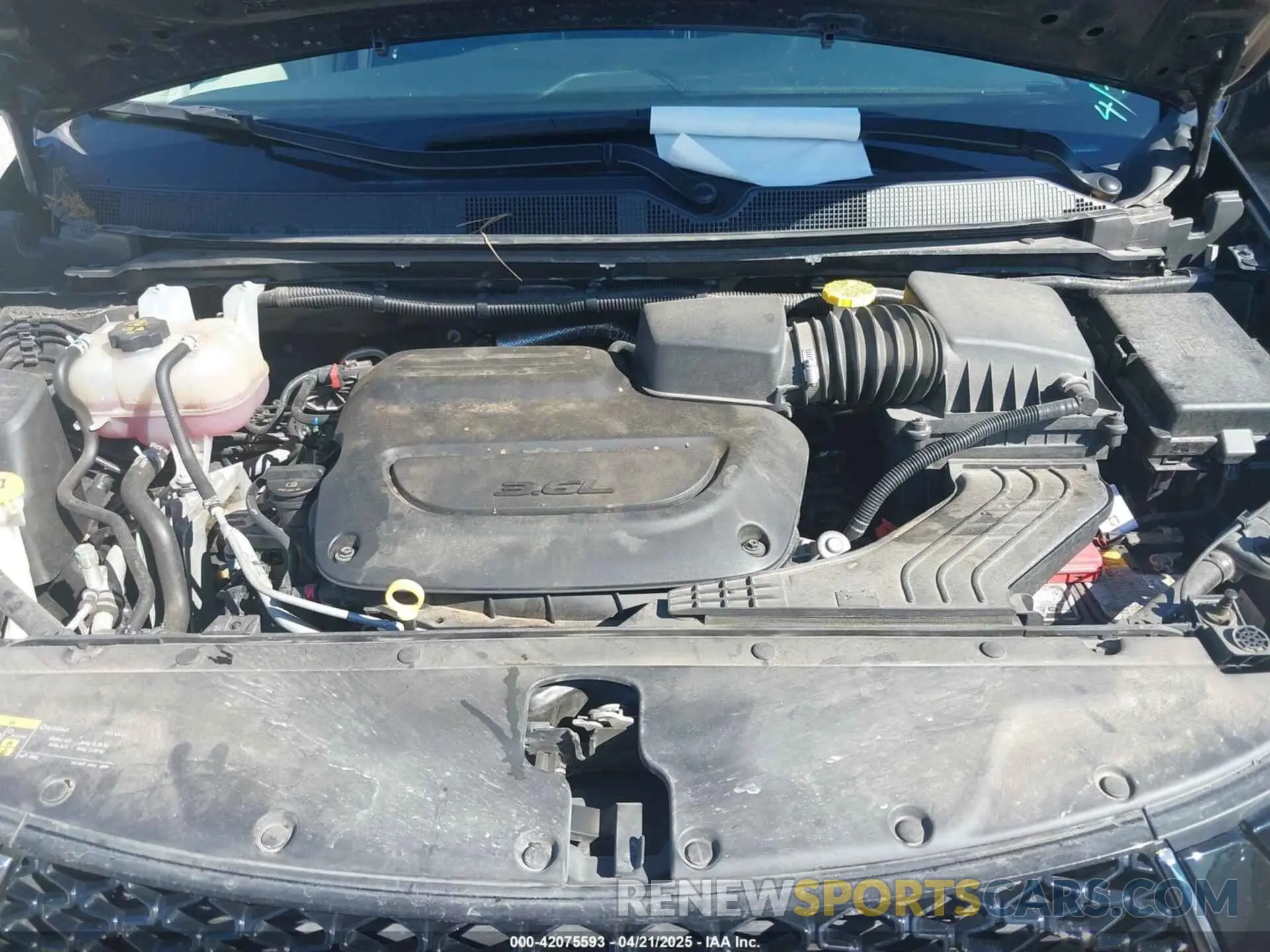 10 Photograph of a damaged car 2C4RC1GG0PR582107 CHRYSLER PACIFICA 2023
