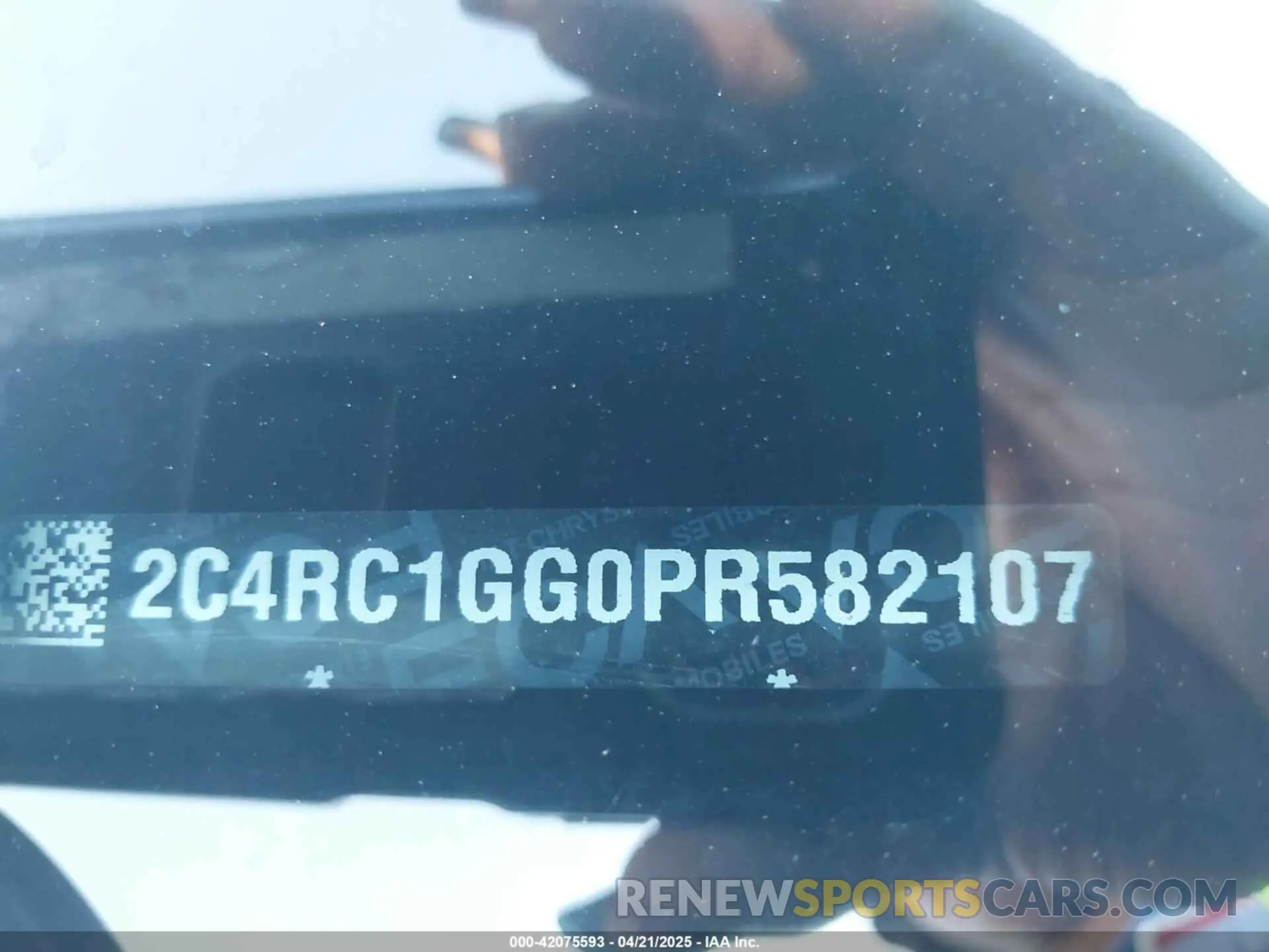 9 Photograph of a damaged car 2C4RC1GG0PR582107 CHRYSLER PACIFICA 2023