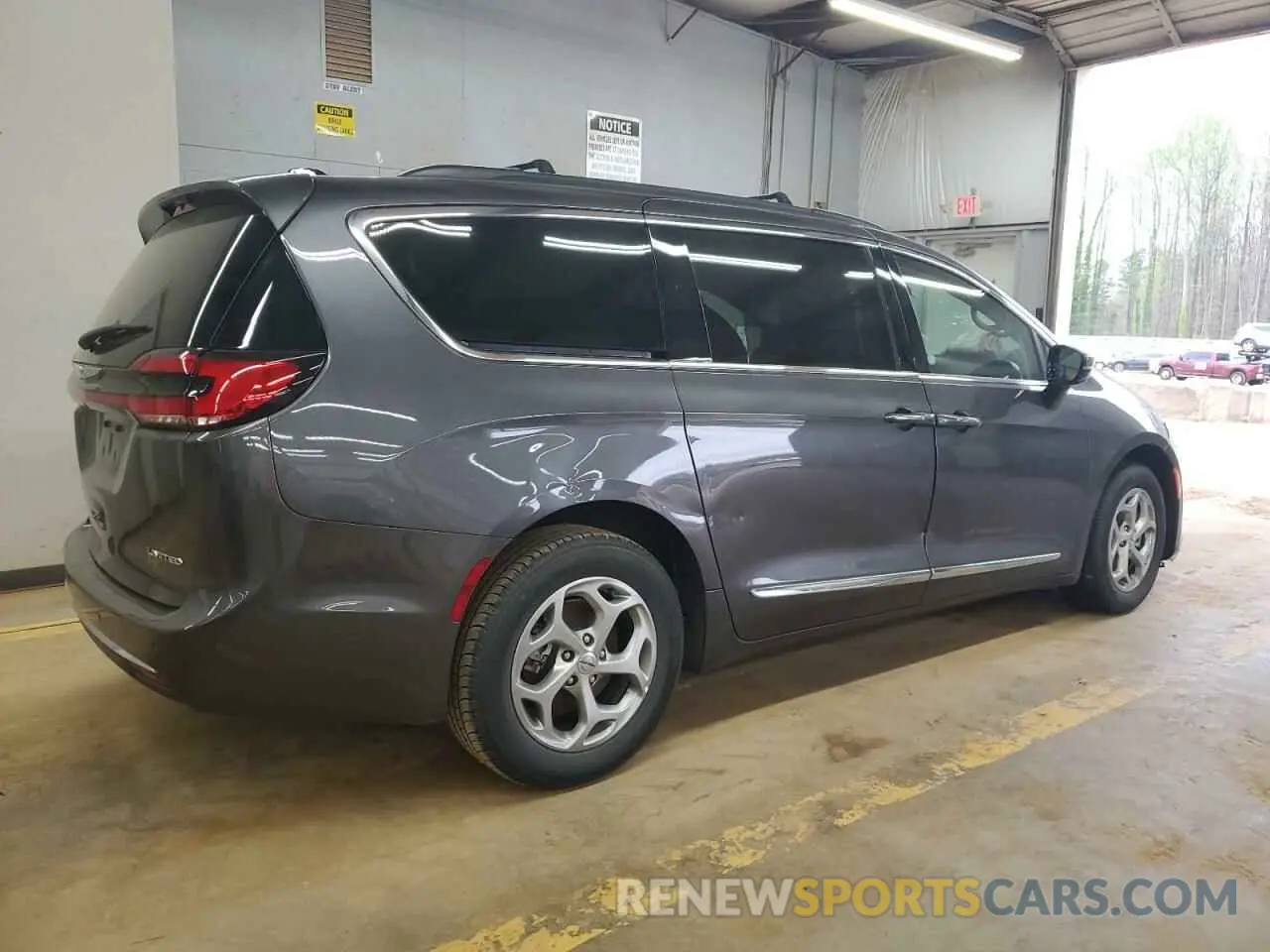 3 Photograph of a damaged car 2C4RC1GG1PR576574 CHRYSLER PACIFICA 2023