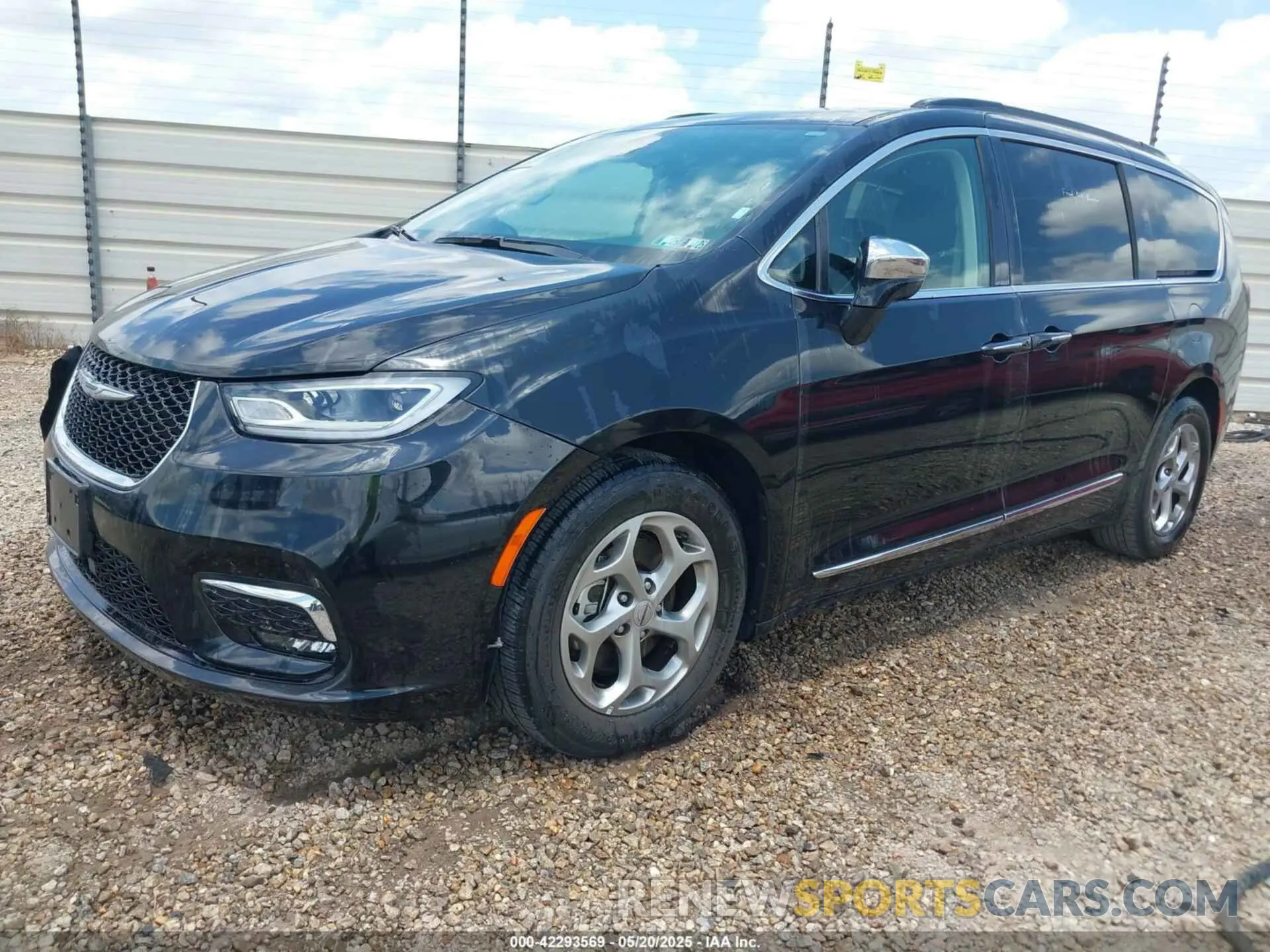 2 Photograph of a damaged car 2C4RC1GG1PR586862 CHRYSLER PACIFICA 2023