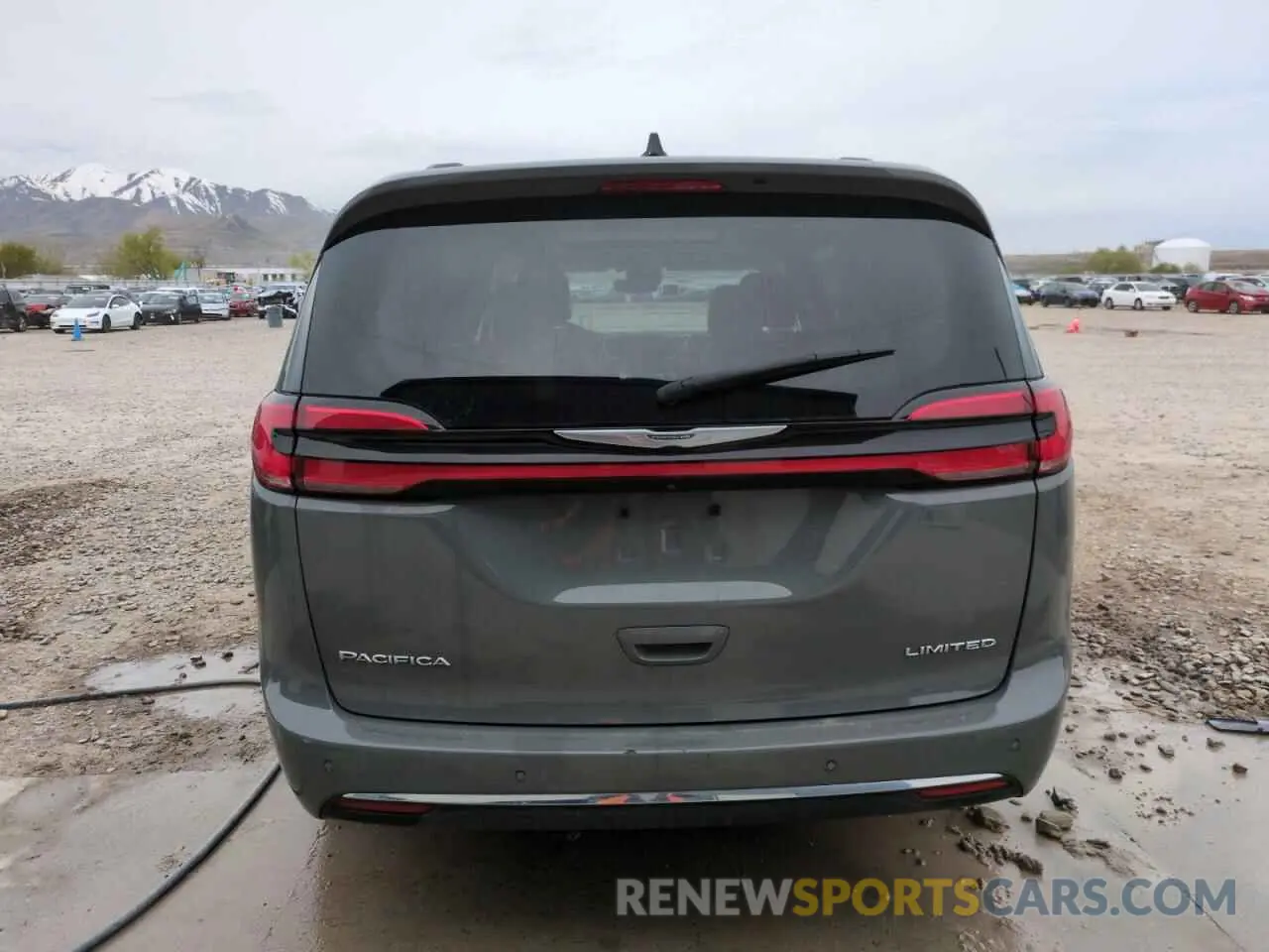 6 Photograph of a damaged car 2C4RC1GG2PR520384 CHRYSLER PACIFICA 2023