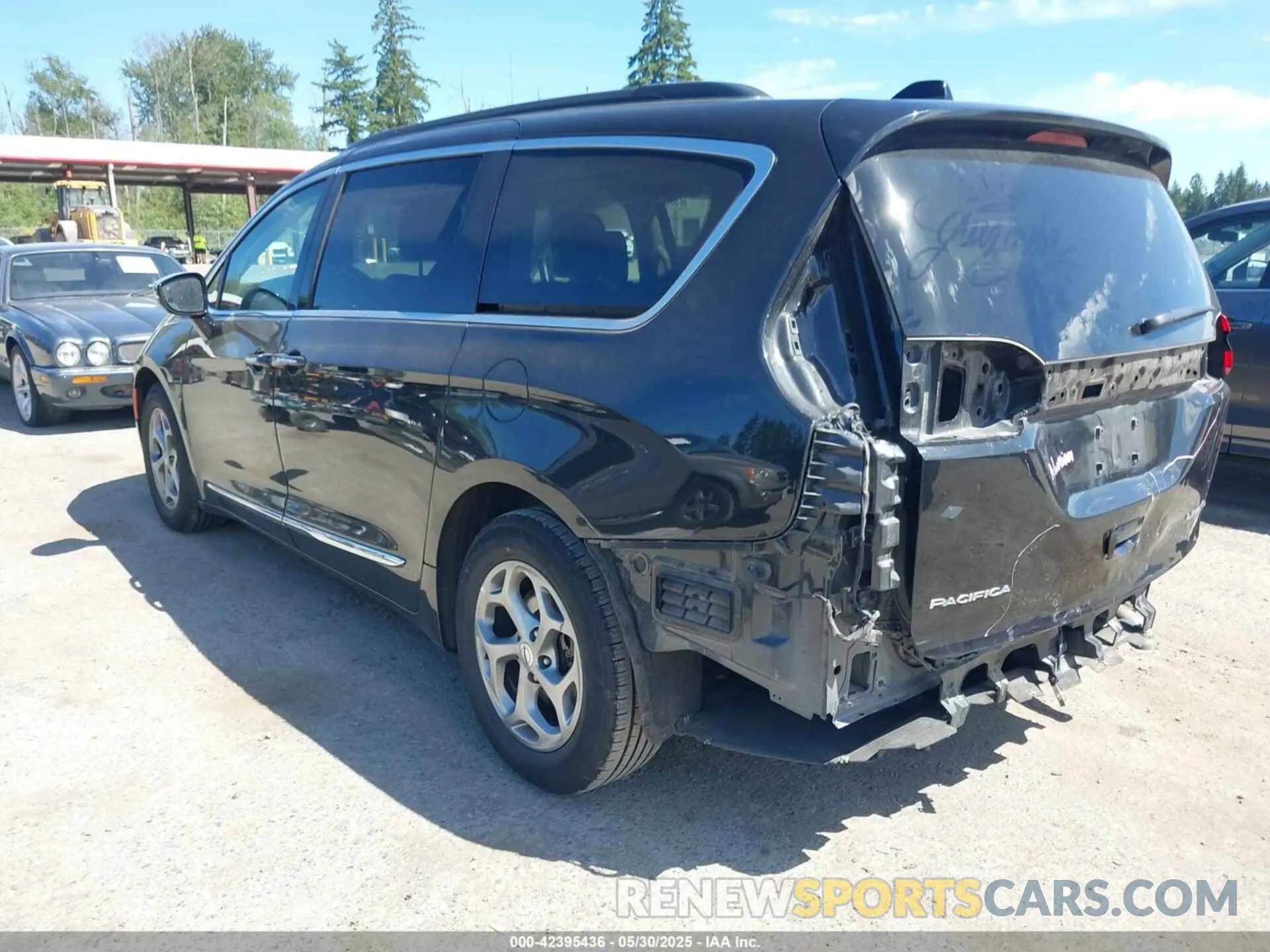 3 Photograph of a damaged car 2C4RC1GG3PR619862 CHRYSLER PACIFICA 2023