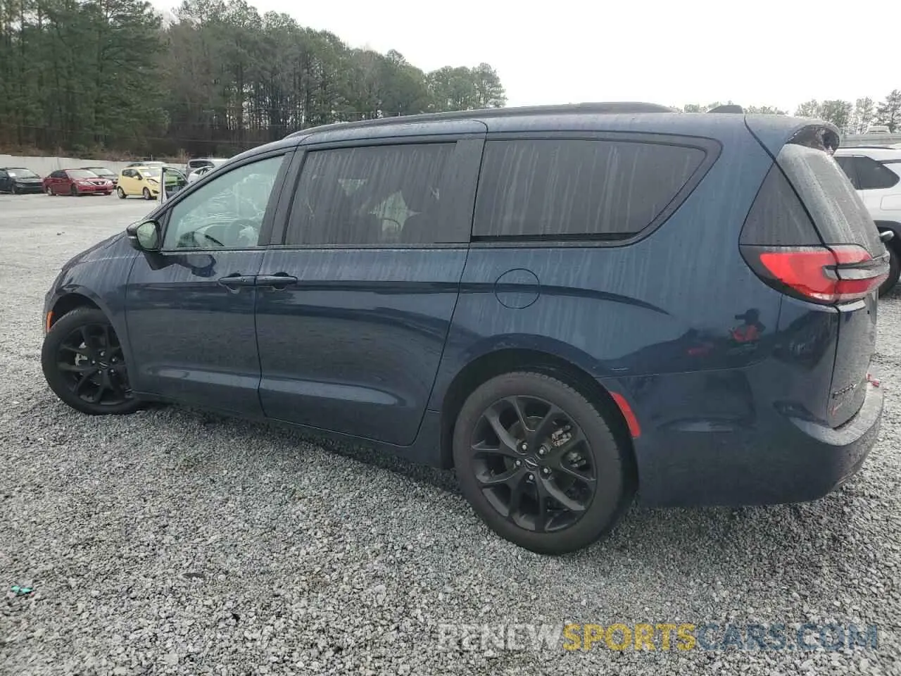 2 Photograph of a damaged car 2C4RC1GG5PR630197 CHRYSLER PACIFICA 2023