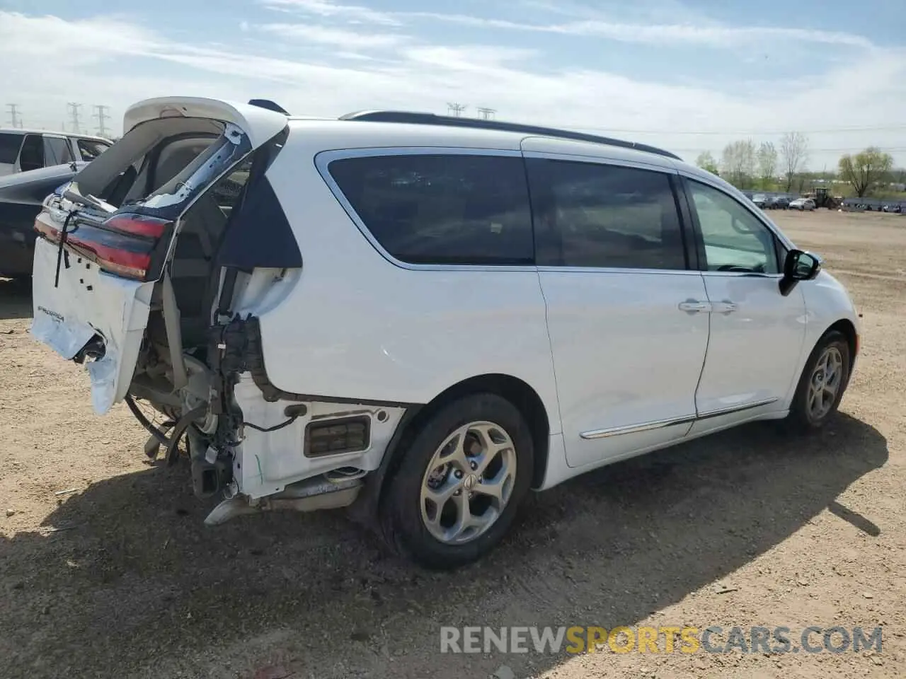 3 Photograph of a damaged car 2C4RC1GG6PR540492 CHRYSLER PACIFICA 2023