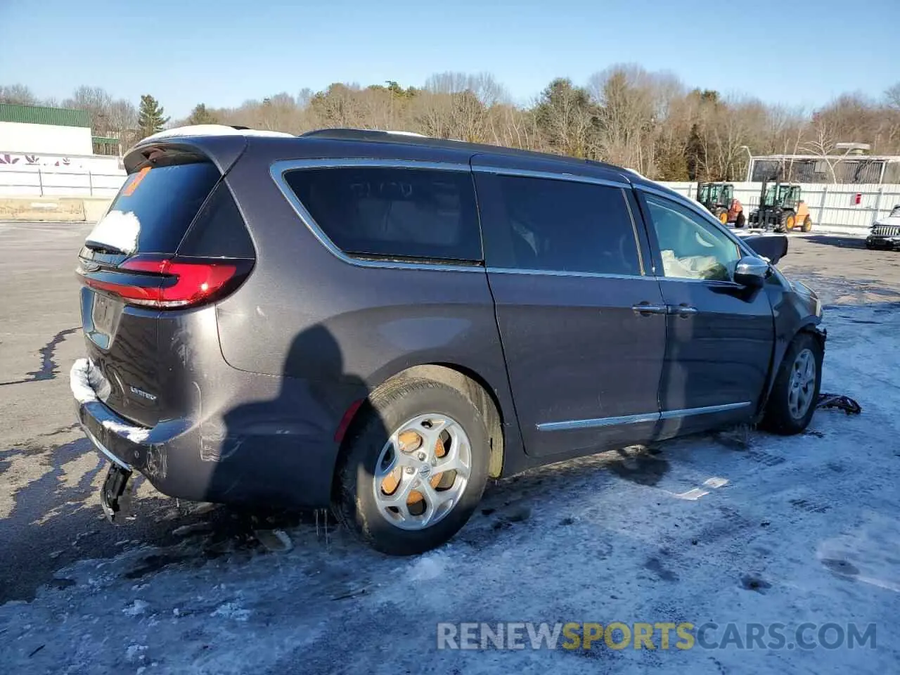 3 Photograph of a damaged car 2C4RC1GG6PR577722 CHRYSLER PACIFICA 2023