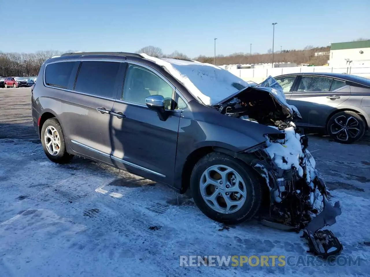 4 Photograph of a damaged car 2C4RC1GG6PR577722 CHRYSLER PACIFICA 2023