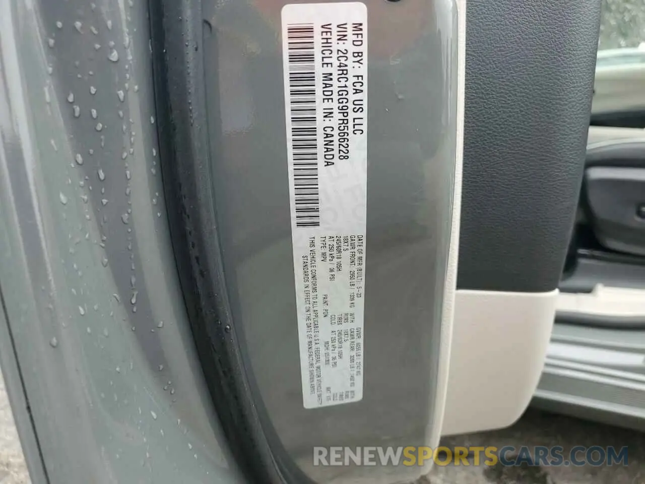 14 Photograph of a damaged car 2C4RC1GG9PR566228 CHRYSLER PACIFICA 2023