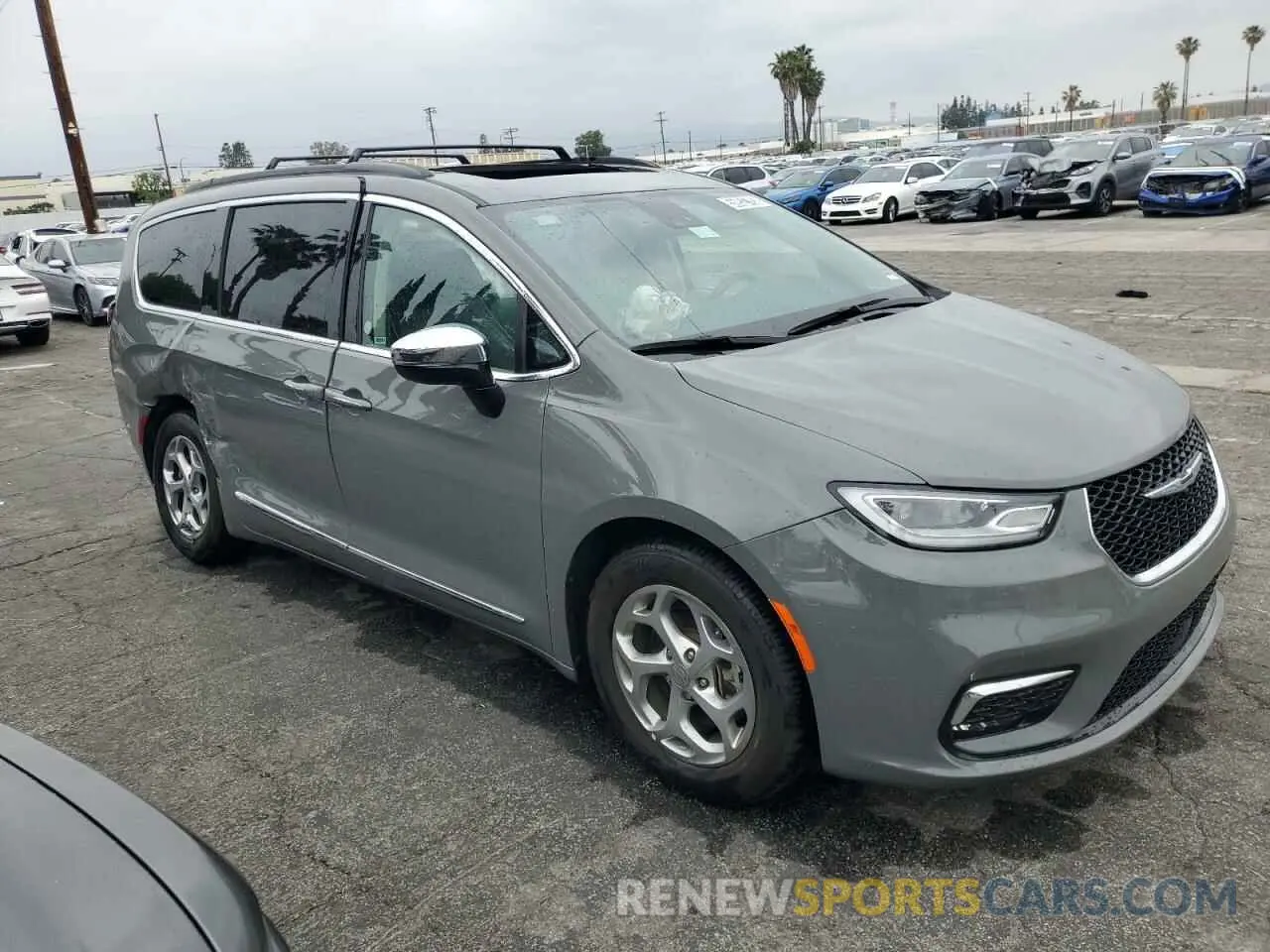 4 Photograph of a damaged car 2C4RC1GG9PR566228 CHRYSLER PACIFICA 2023