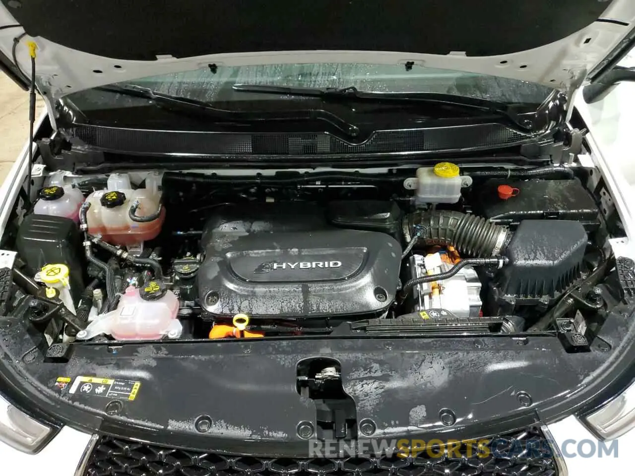 12 Photograph of a damaged car 2C4RC1L72PR562270 CHRYSLER PACIFICA 2023