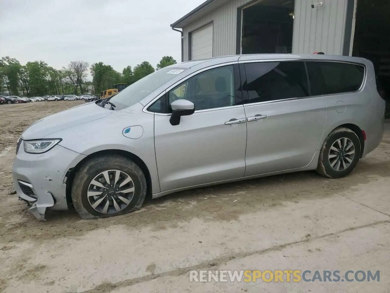 1 Photograph of a damaged car 2C4RC1L72PR588898 CHRYSLER PACIFICA 2023