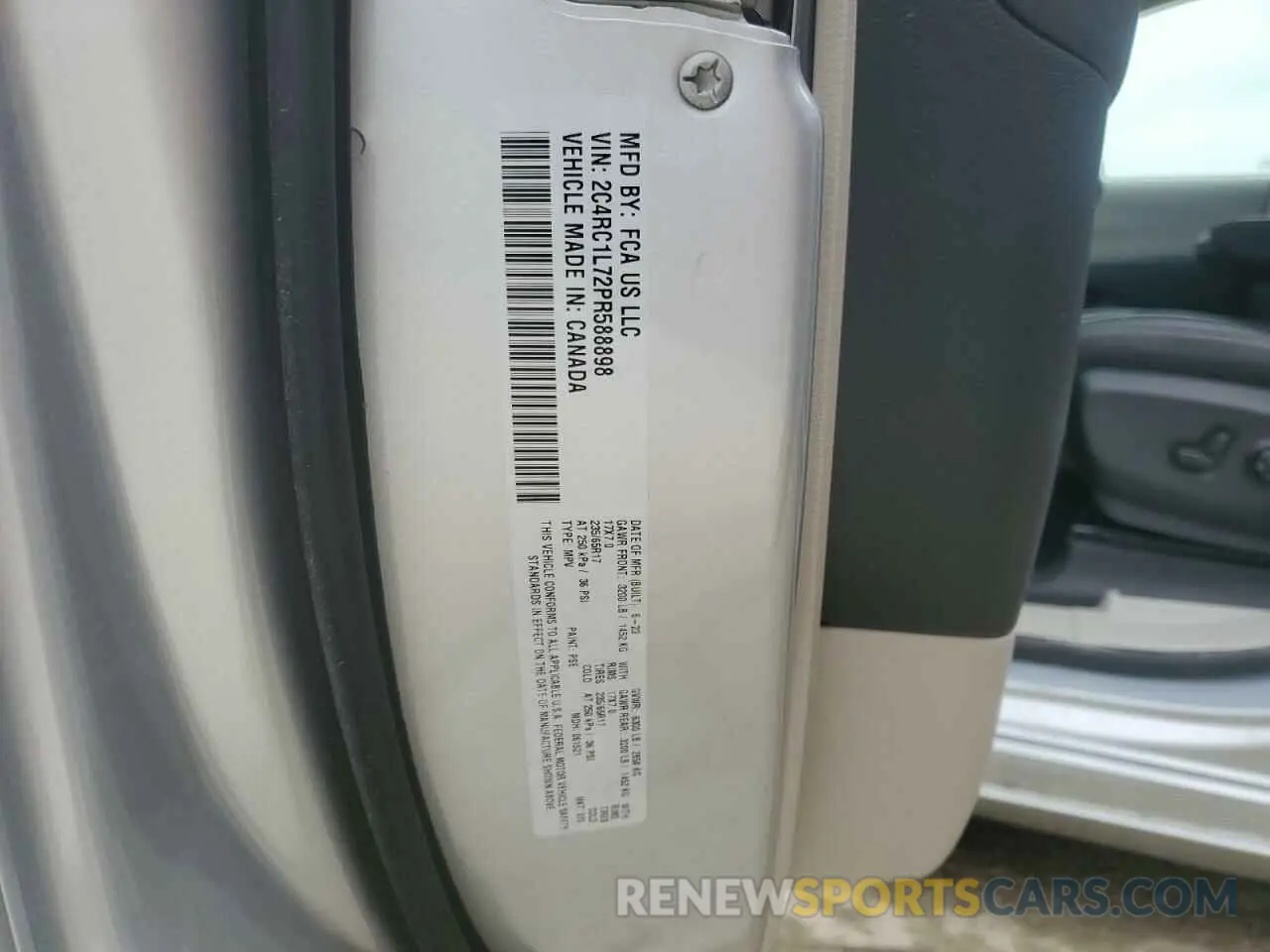 13 Photograph of a damaged car 2C4RC1L72PR588898 CHRYSLER PACIFICA 2023